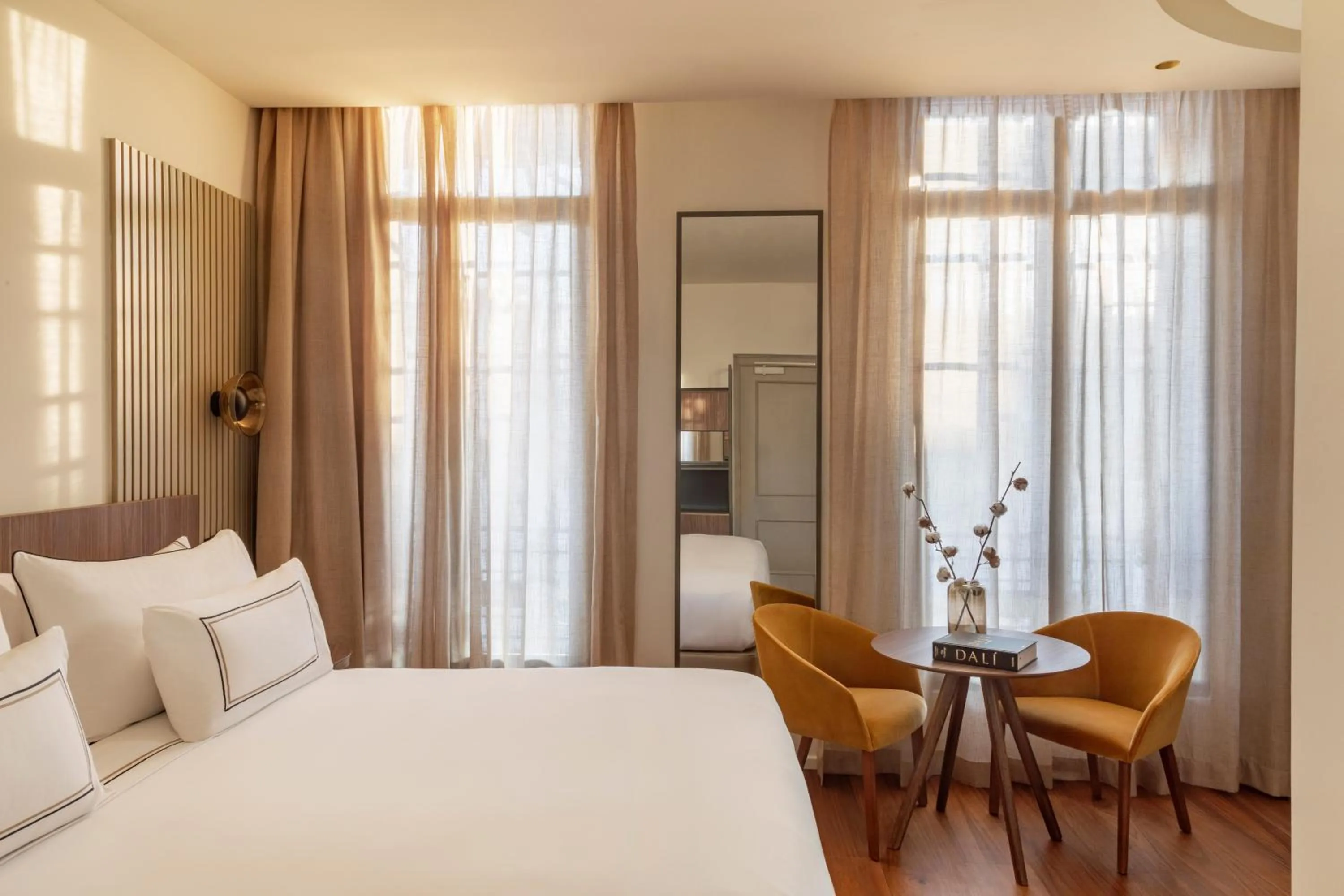 Bed in Hotel Madrid Atocha, Affiliated by Meli