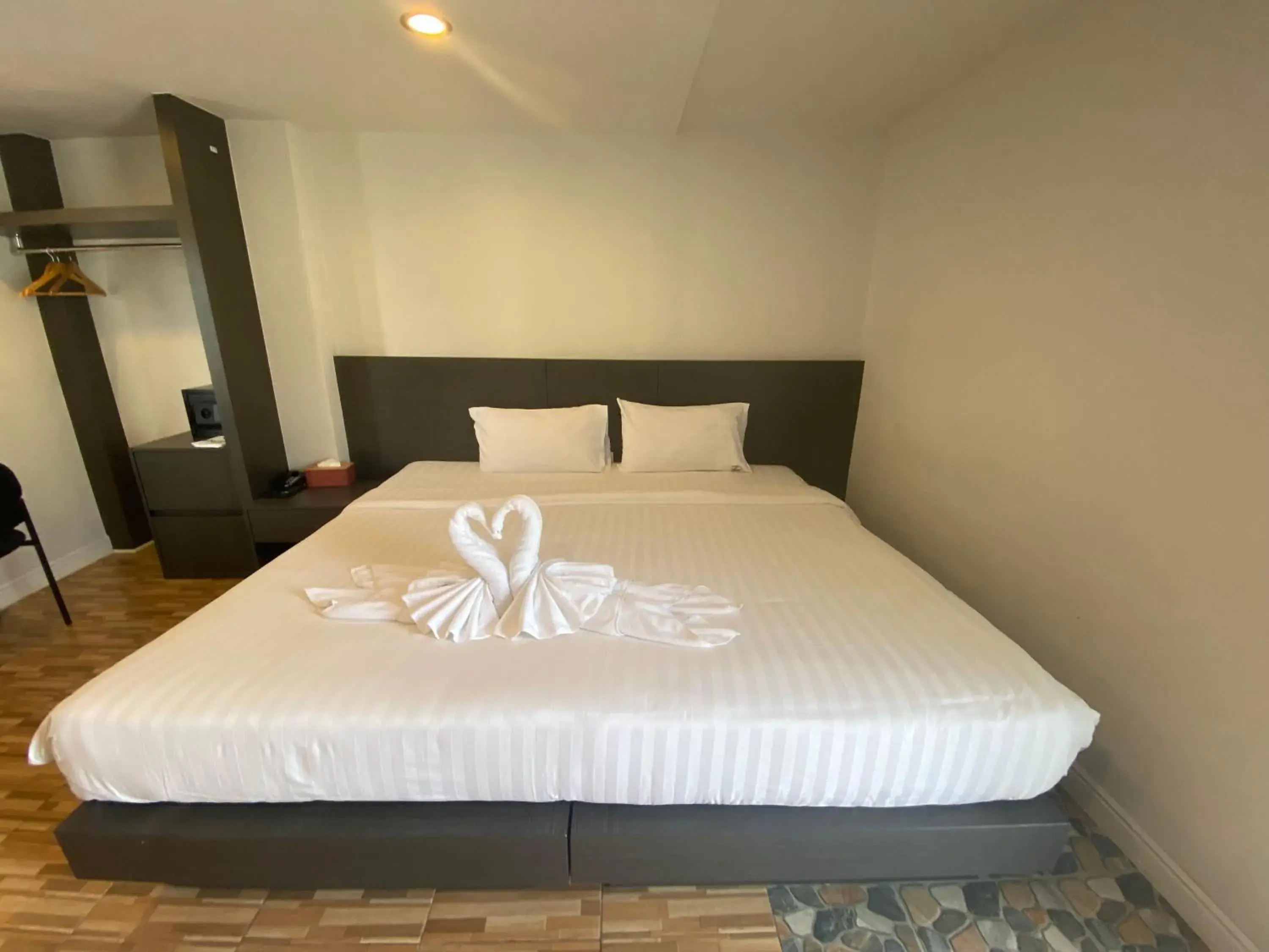 King Room with Pool View in 77 Patong Hotel & Spa King Room with Pool View in 77 Patong Hotel & Spa