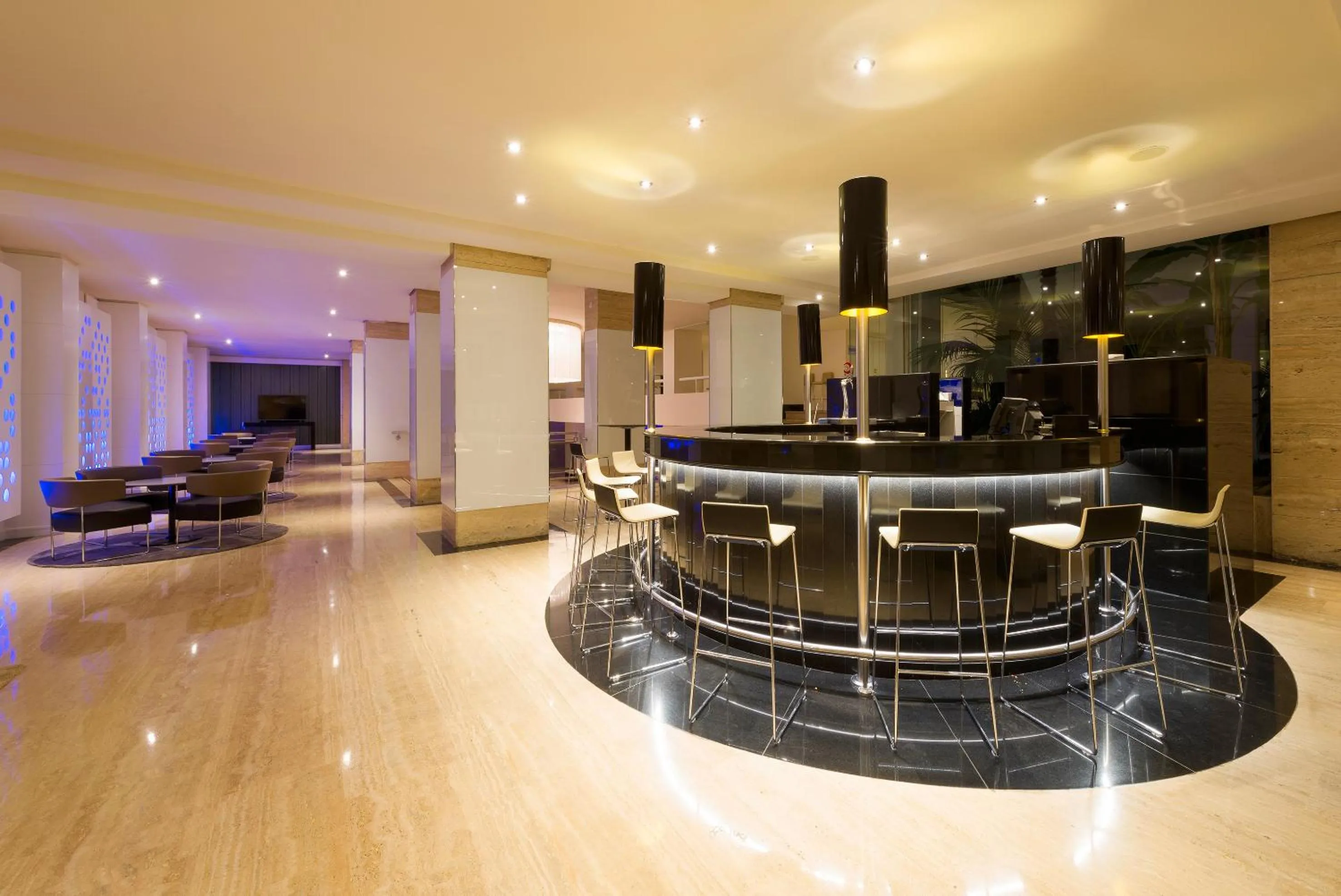 Lobby or reception in Hotel Palma Bellver , Affiliated by Meliá