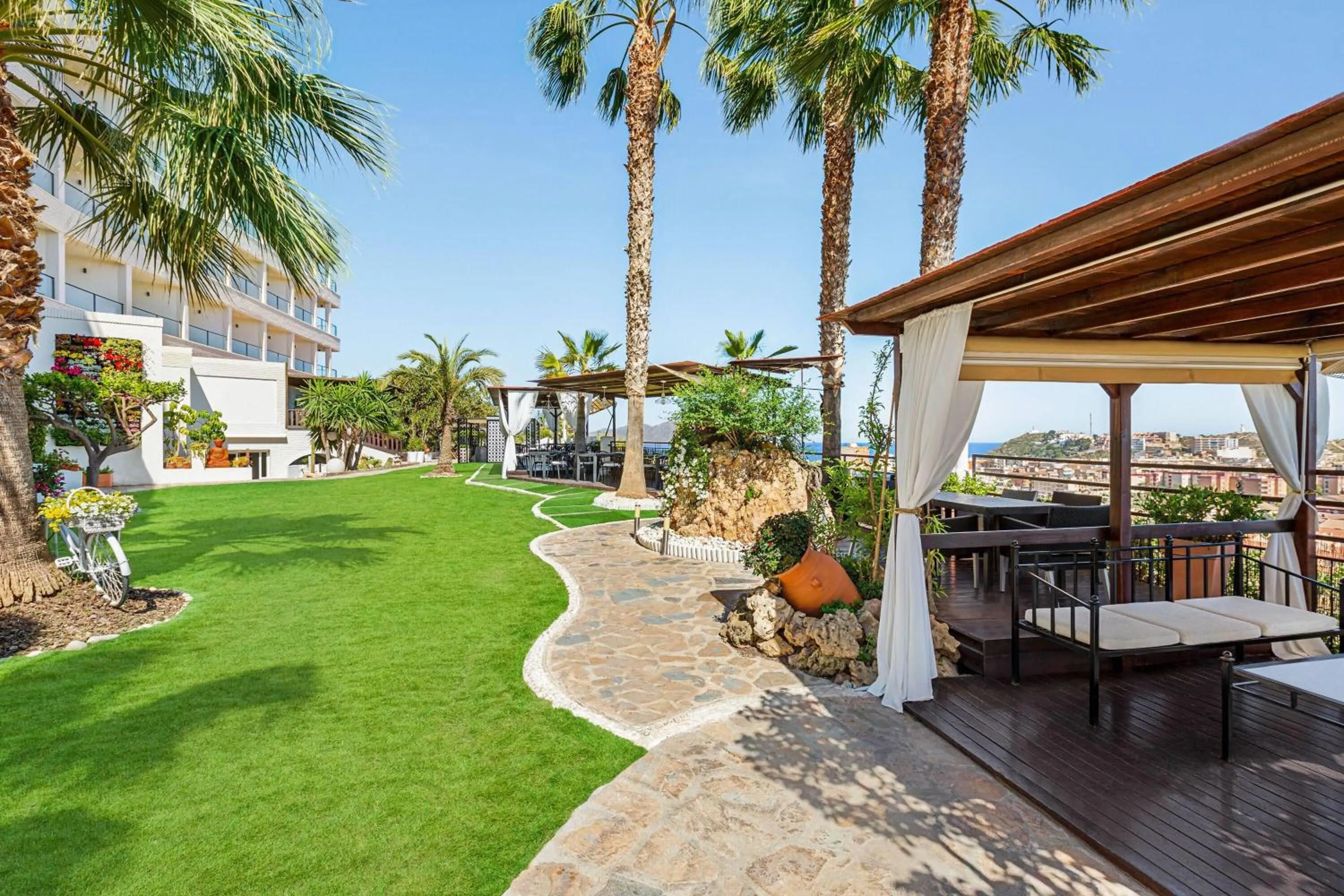 Restaurant/places to eat in Ramada Resort by Wyndham Puerto de Mazarron