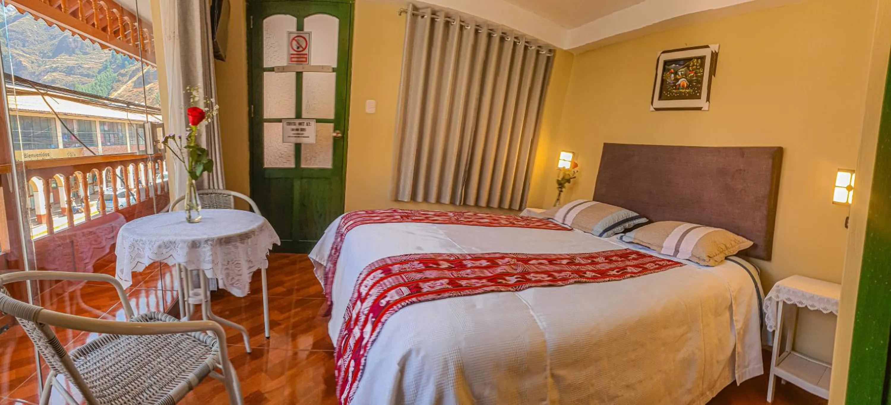 Seating area, Bed in Hotel Willcamayu