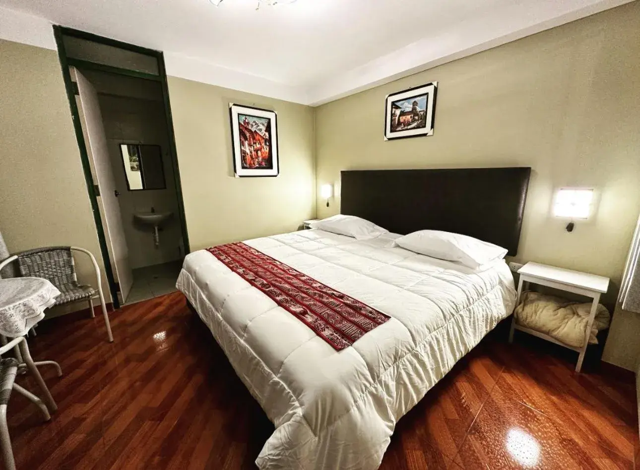 King Room with Balcony in Hotel Willcamayu King Room with Balcony in Hotel Willcamayu