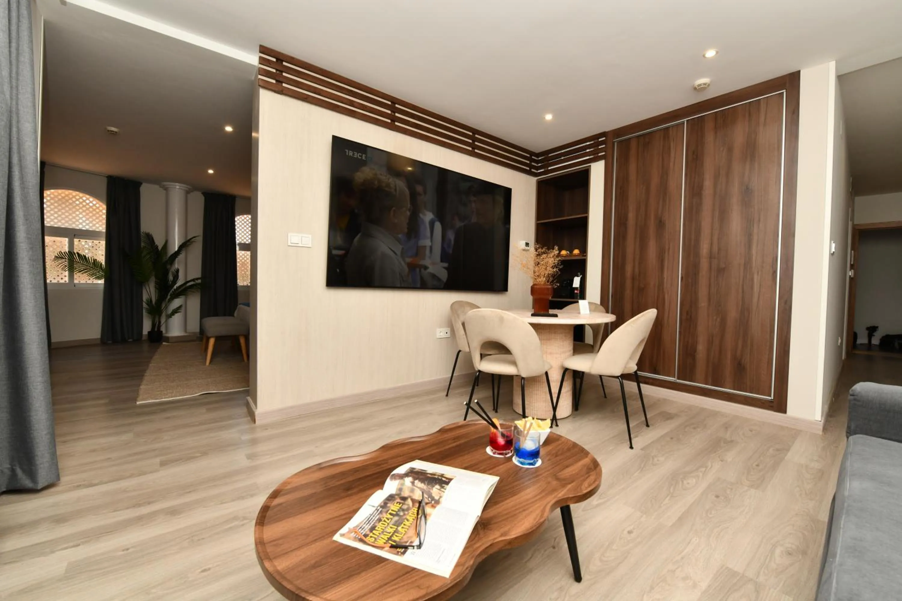 Hotel Salobreña Suites