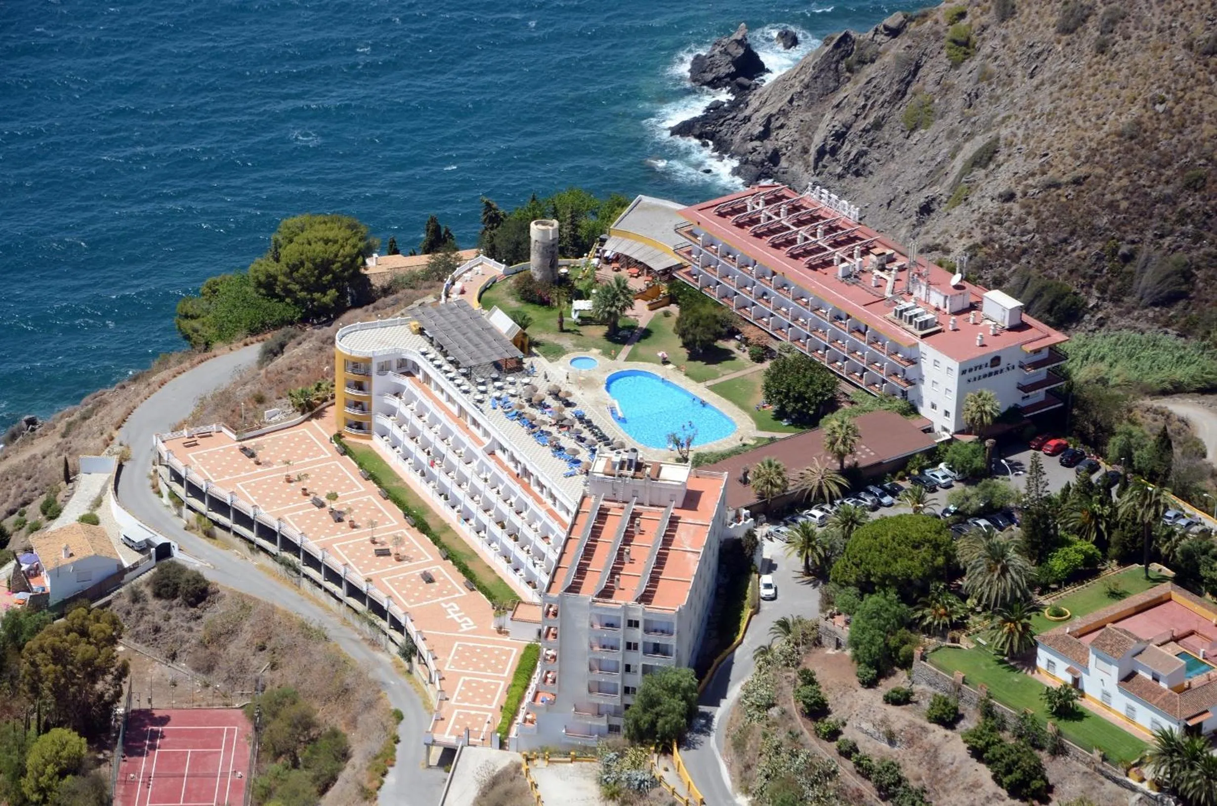 Area and facilities in Hotel Salobreña Suites