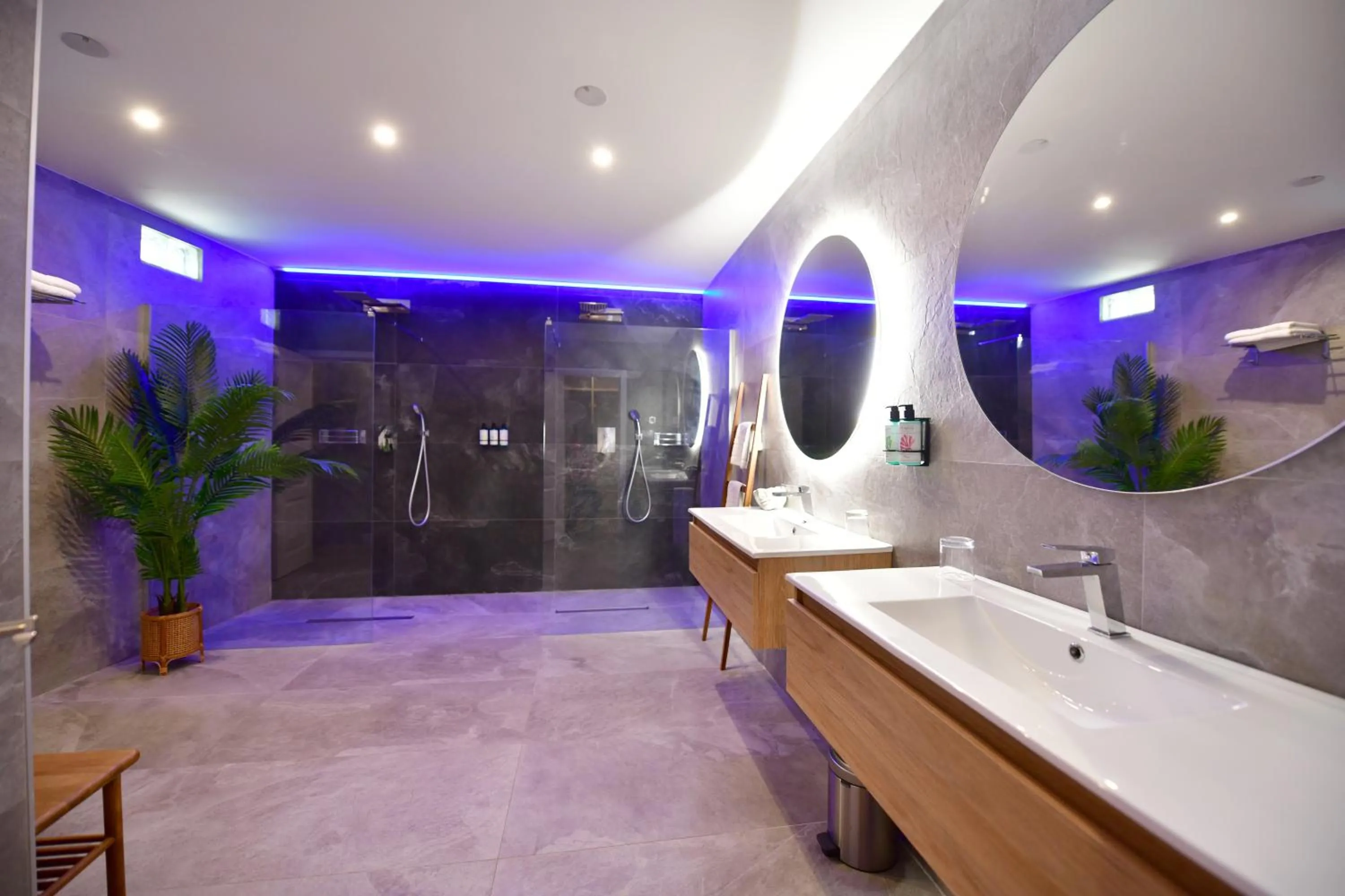 Hotel Salobreña Suites