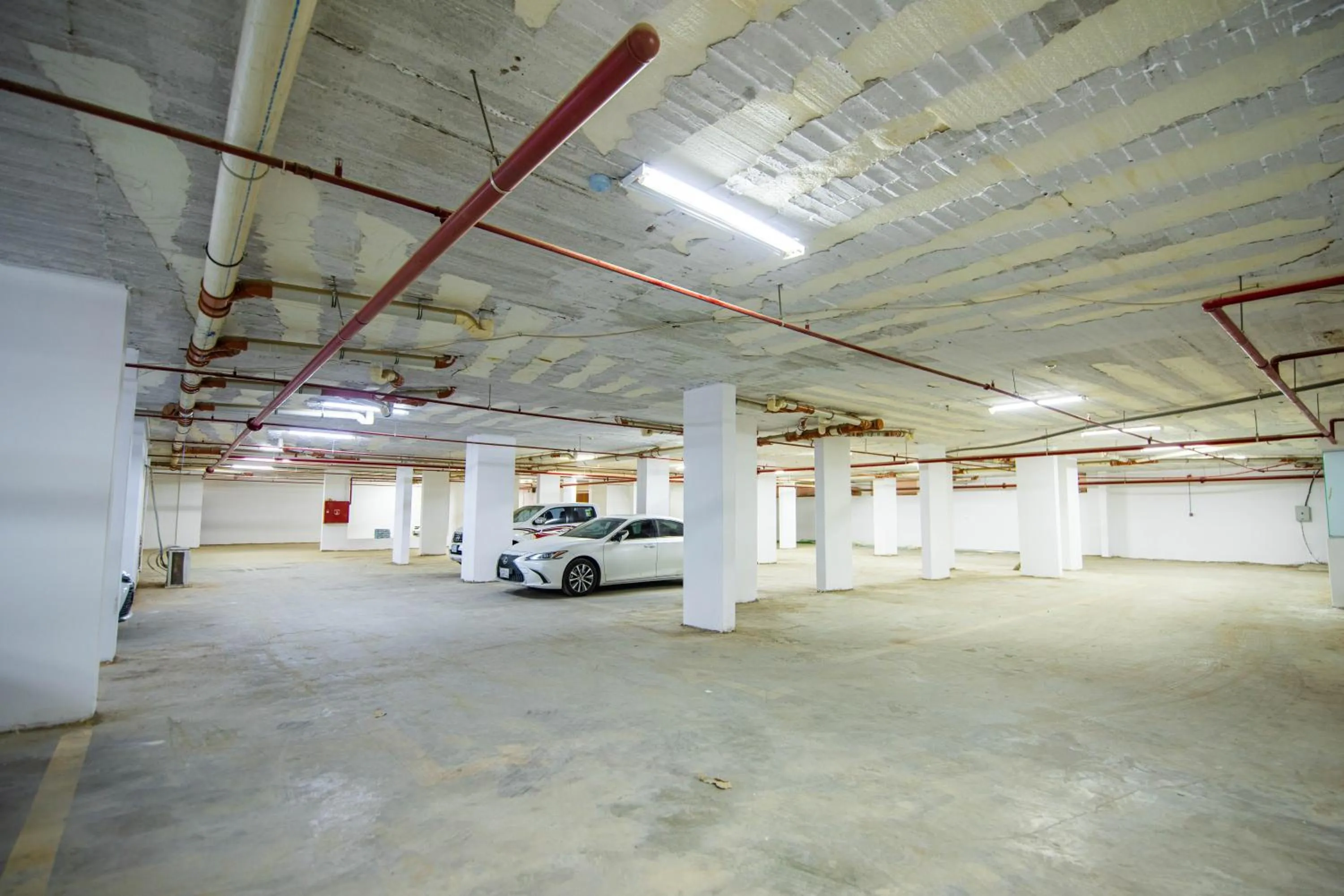 Parking in غرناطة بالاس ان للشقق المخدومة