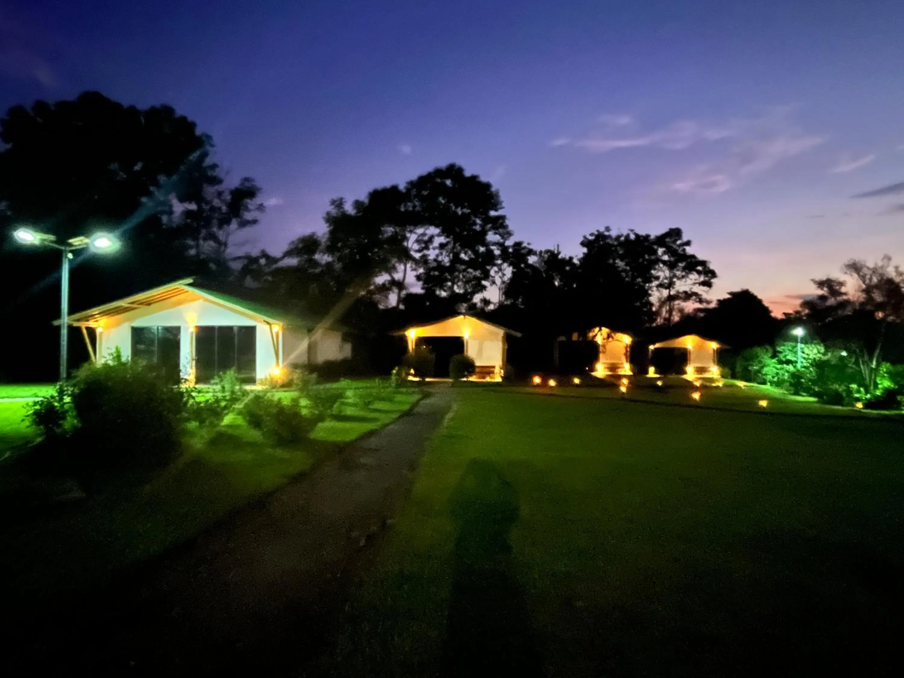 Area and facilities in Ecohotel Alma