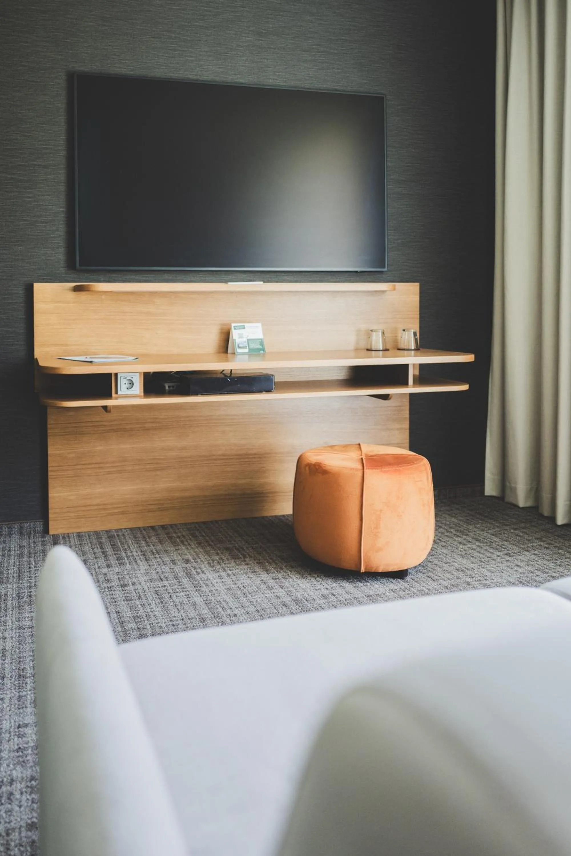 TV and multimedia, Bed in TILL Naturhotel - Self-Check-In