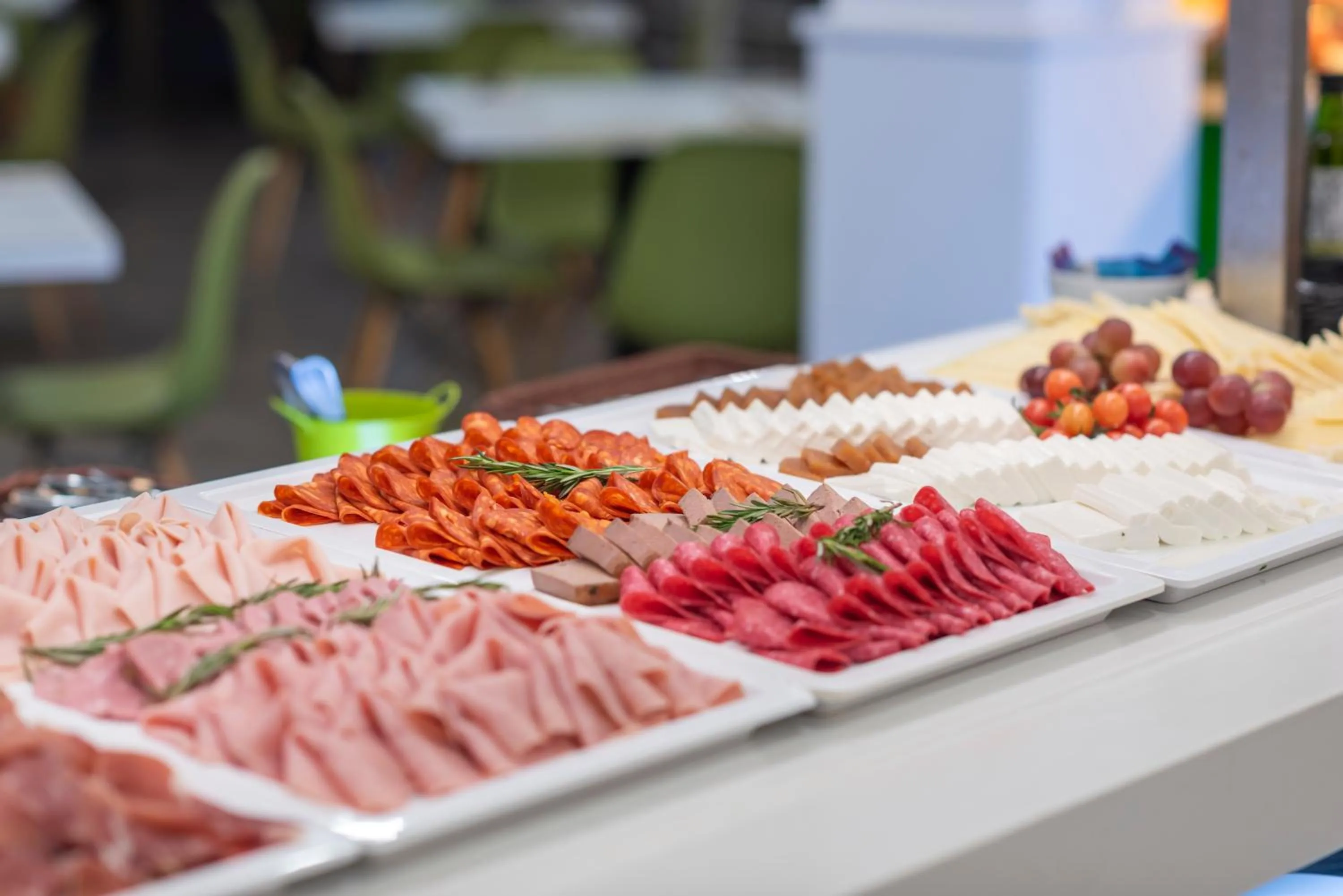 Restaurant/places to eat in Aparthotel Ona Cala Pi Club