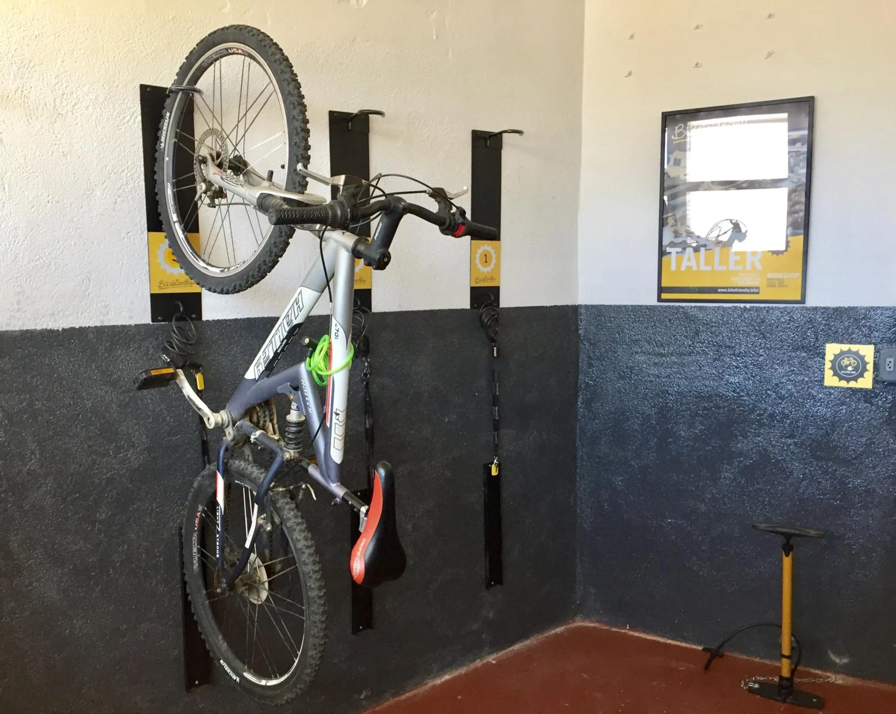 Decorative detail in Hotel Emporda