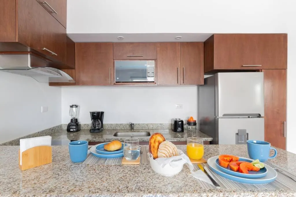 ZAAZIL, JUNGLE VIEW & GREAT POOL 100MB FIBER WIFI!