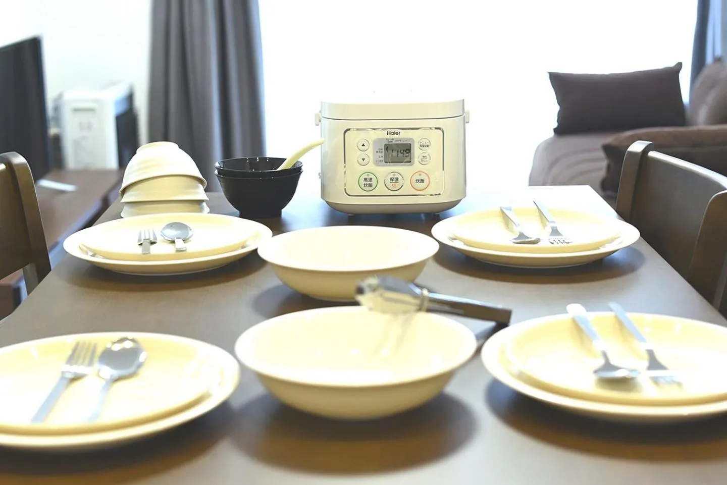 Dining area in GLASS Yamahana EAST