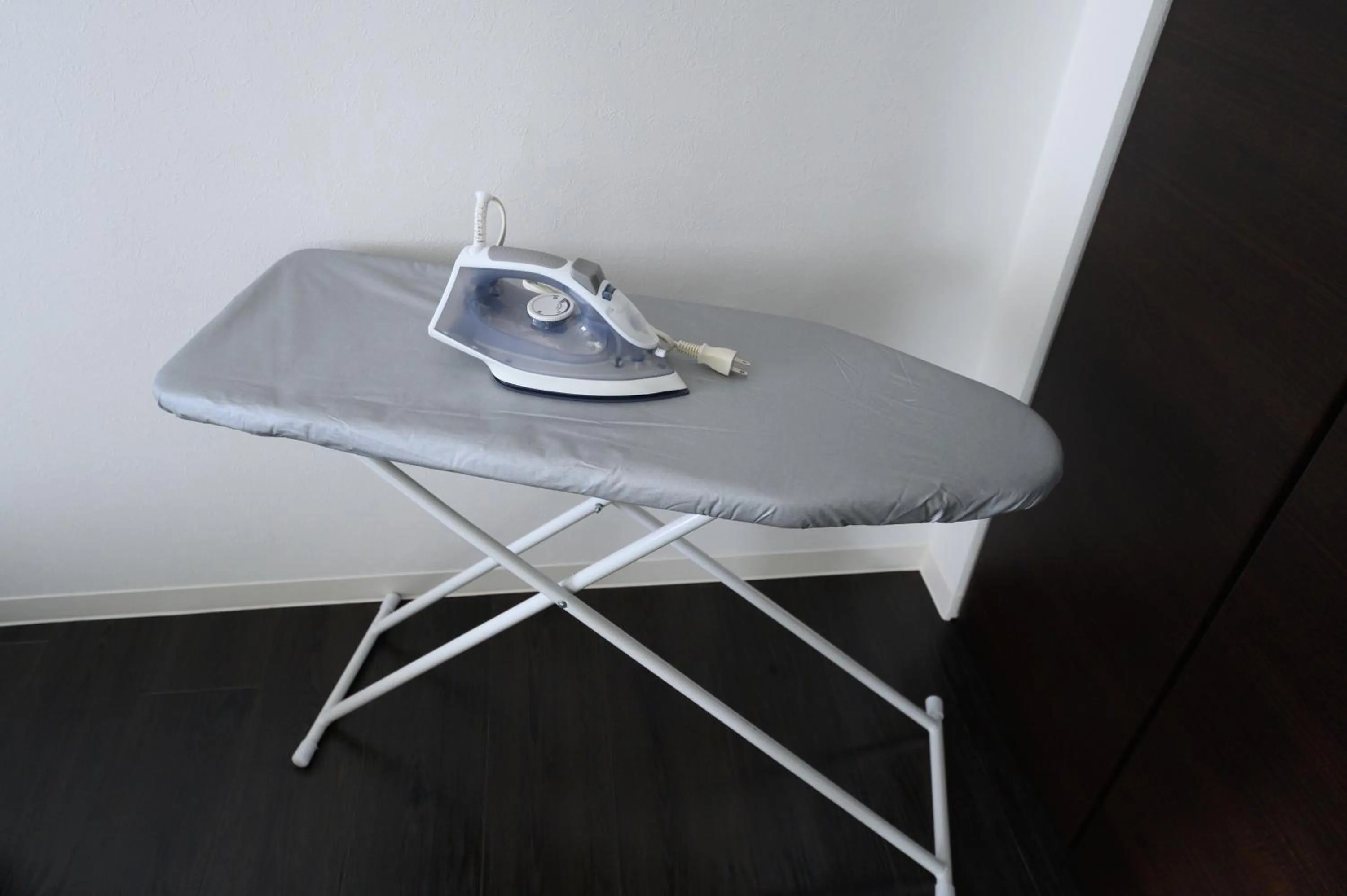 furniture in GLASS Yamahana EAST