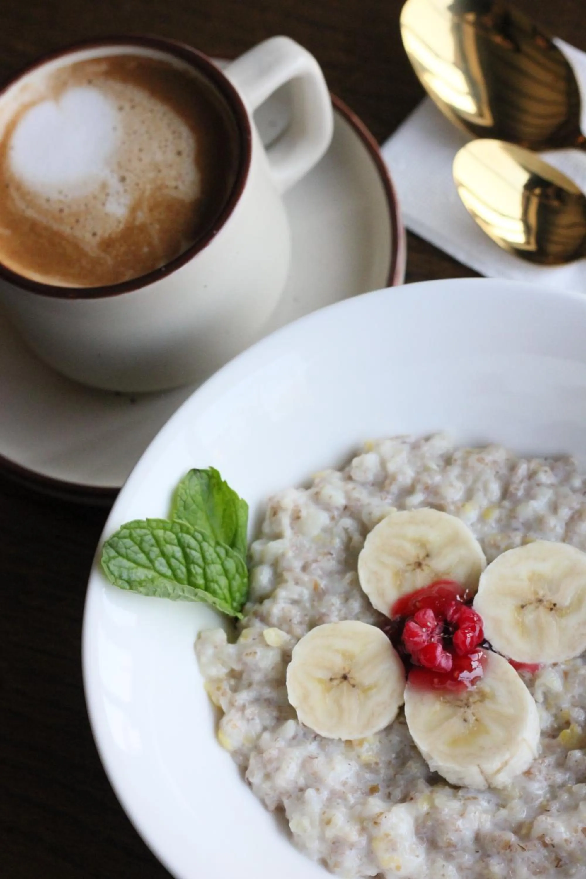 Restaurant/places to eat in 281 Hostel