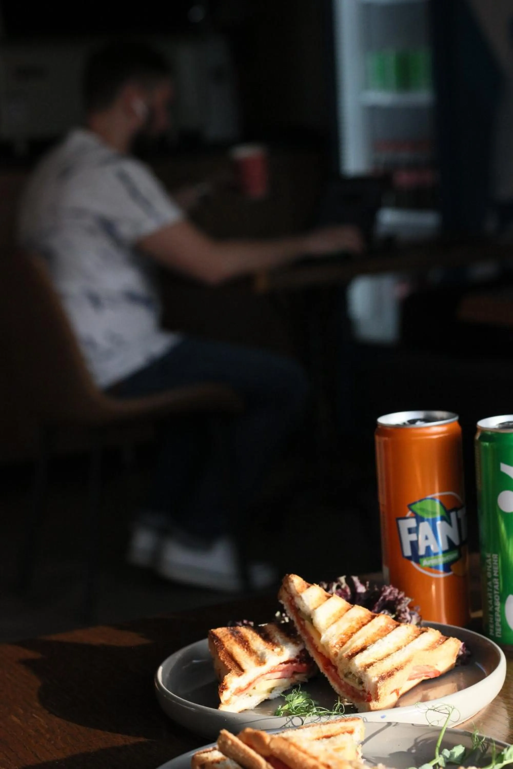 Food and drinks in 281 Hostel