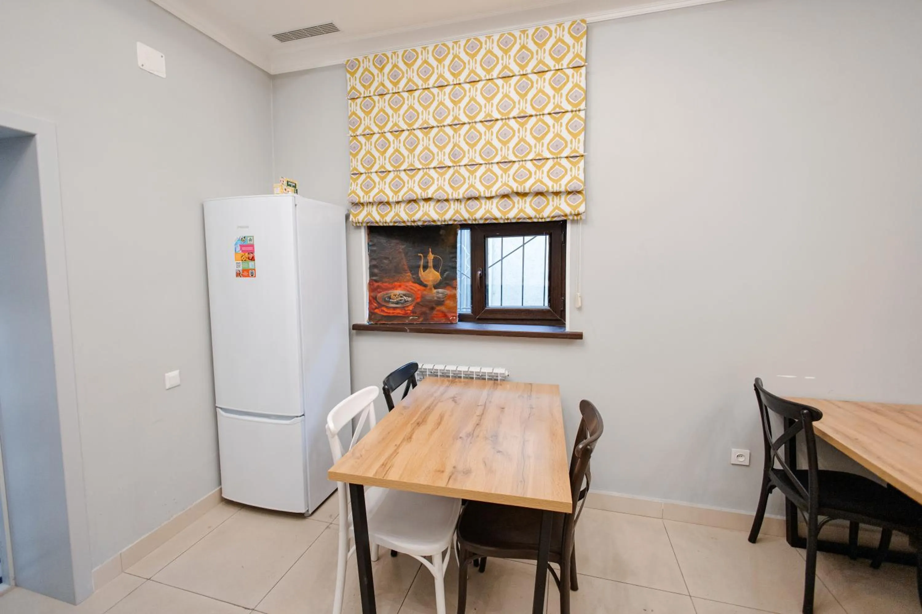 Kitchen or kitchenette in 281 Hostel