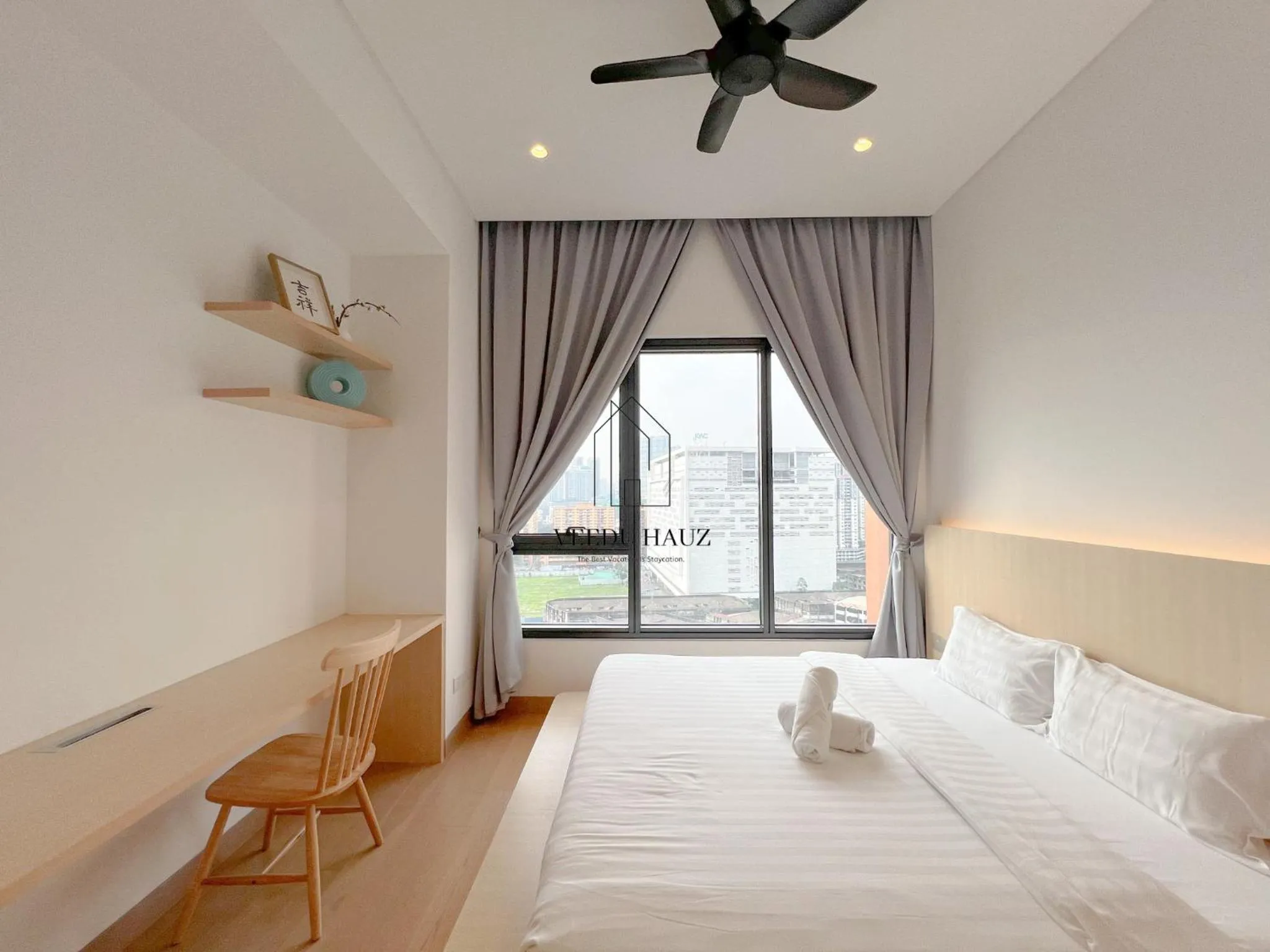 Bedroom, Bed in Lucentia Residences BBCC at Lalaport Kuala Lumpur by Veedu Hauz