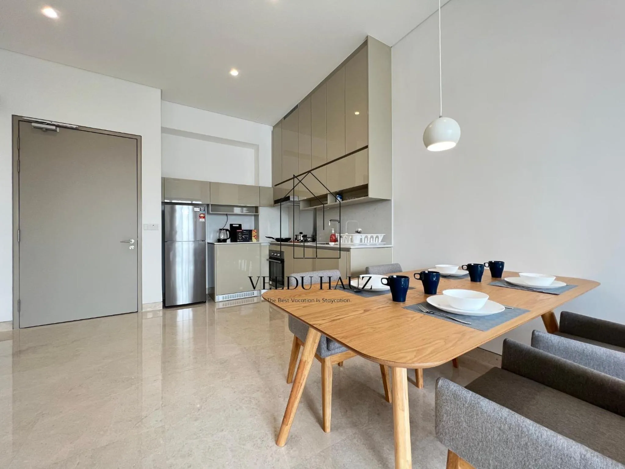 Kitchen or kitchenette in Lucentia Residences BBCC at Lalaport Kuala Lumpur by Veedu Hauz