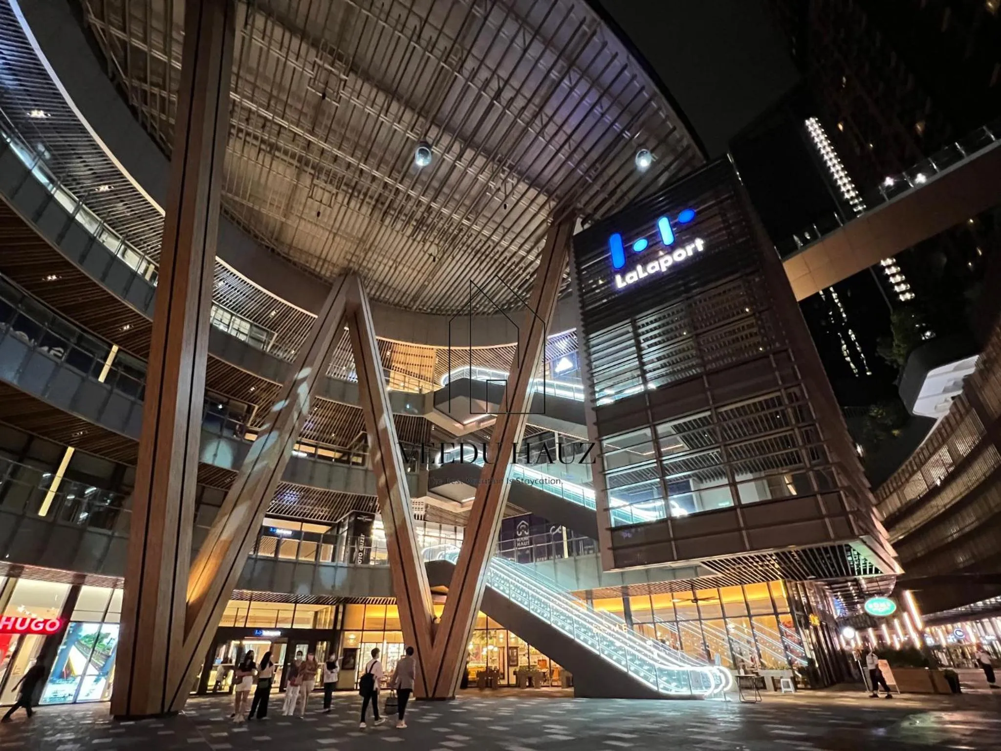 Shopping Area in Lucentia Residences BBCC at Lalaport Kuala Lumpur by Veedu Hauz