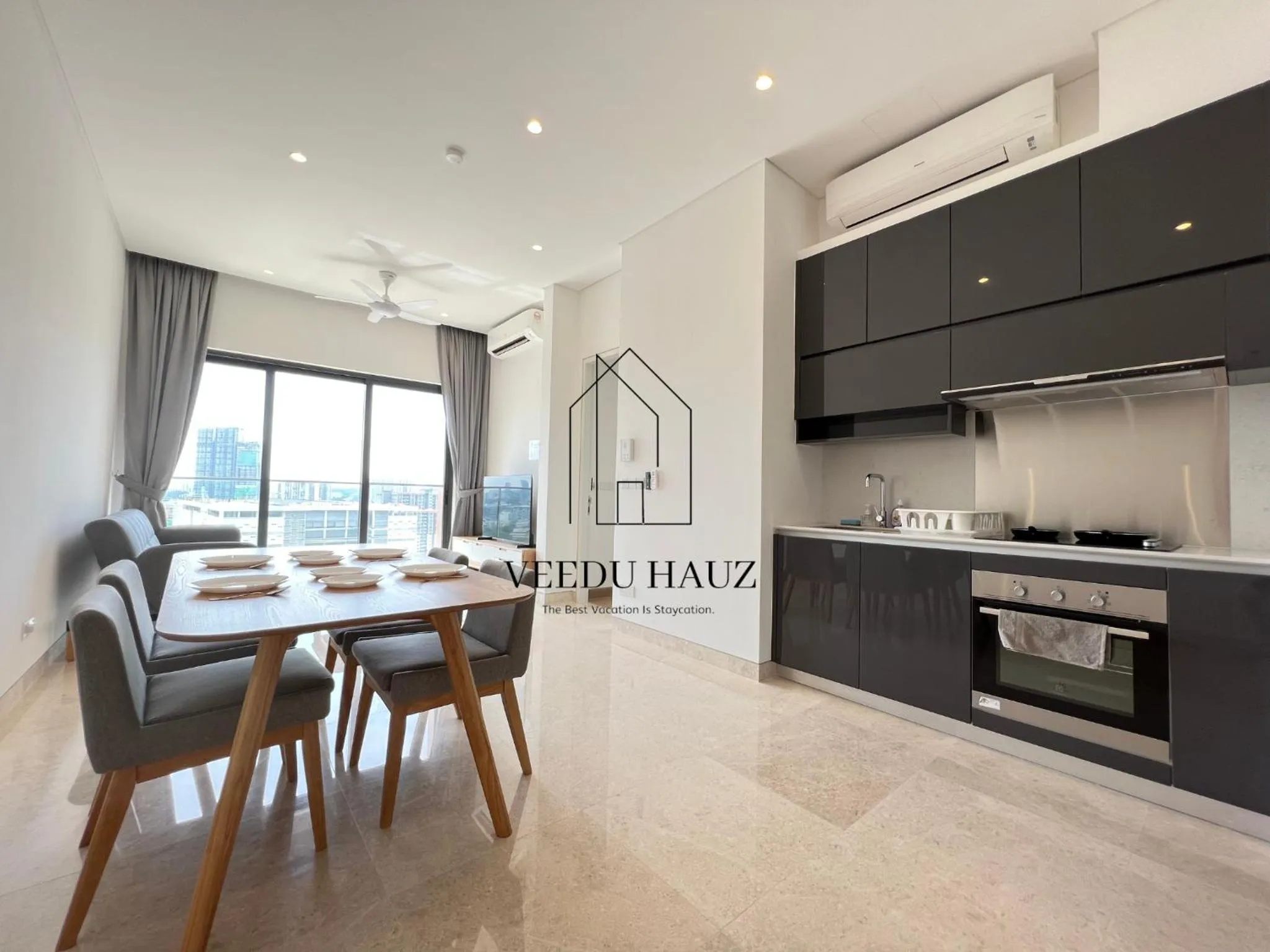 Kitchen or kitchenette in Lucentia Residences BBCC at Lalaport Kuala Lumpur by Veedu Hauz