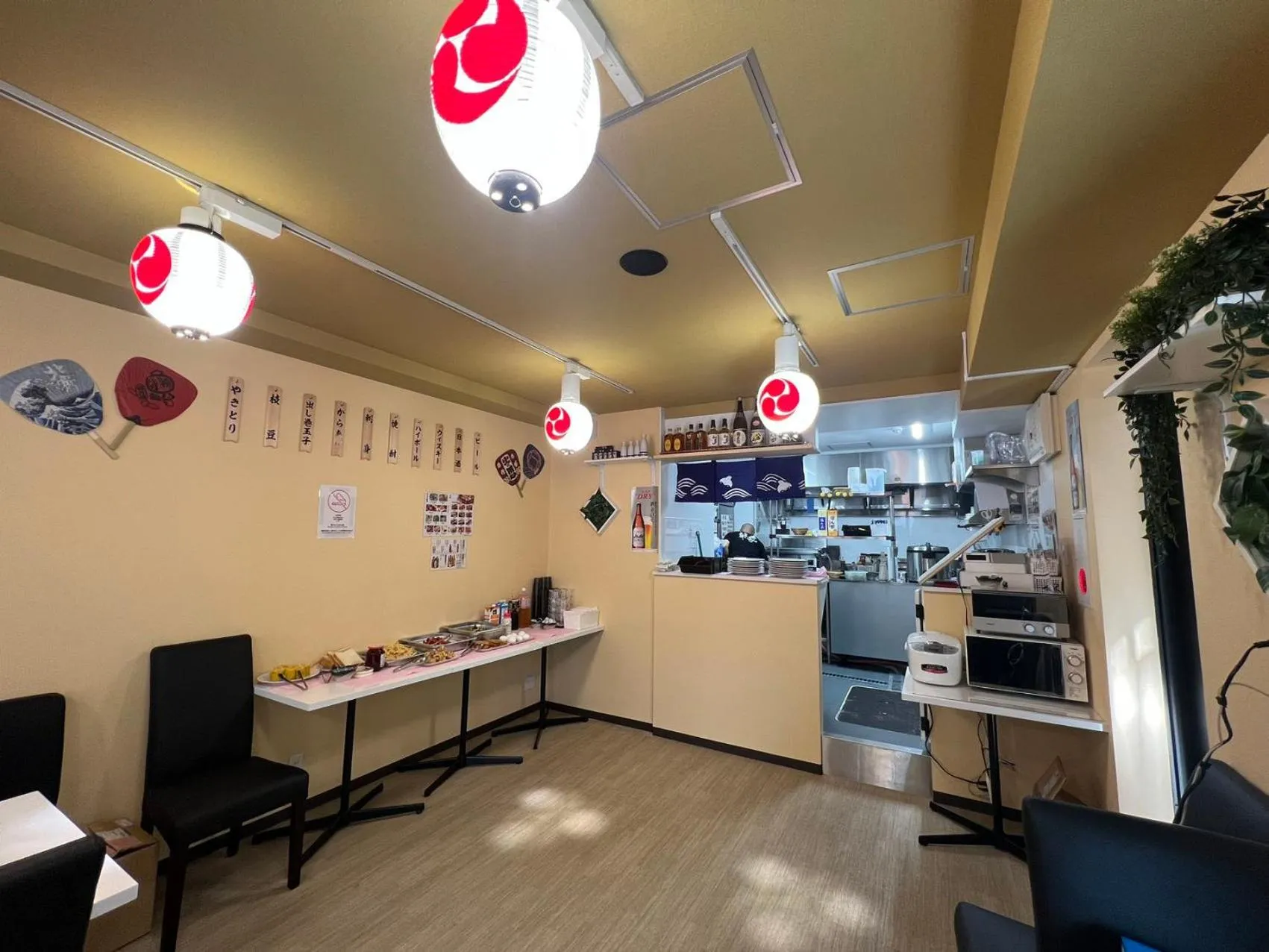 Restaurant/places to eat in Ano Hotel Asakusa