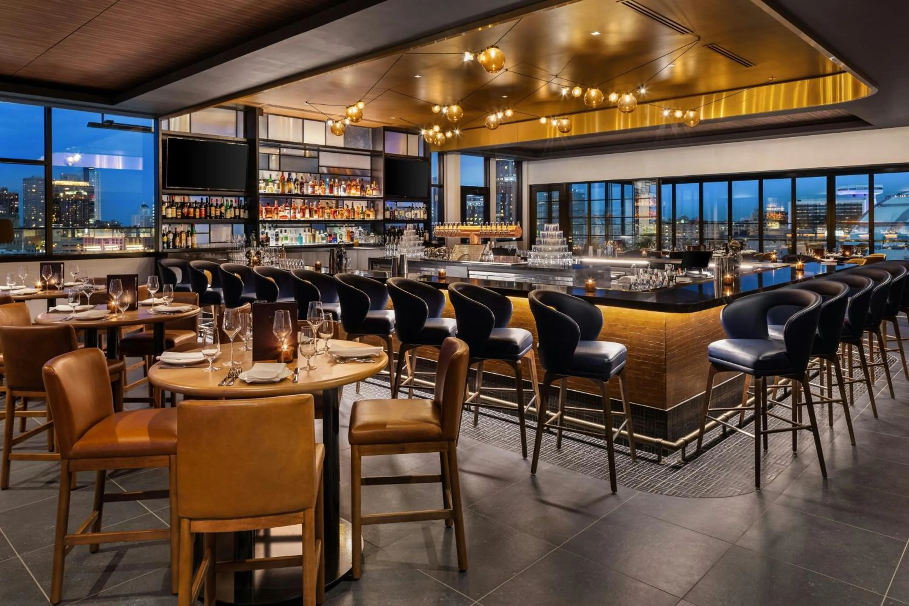 Restaurant/places to eat in The Trade, Autograph Collection