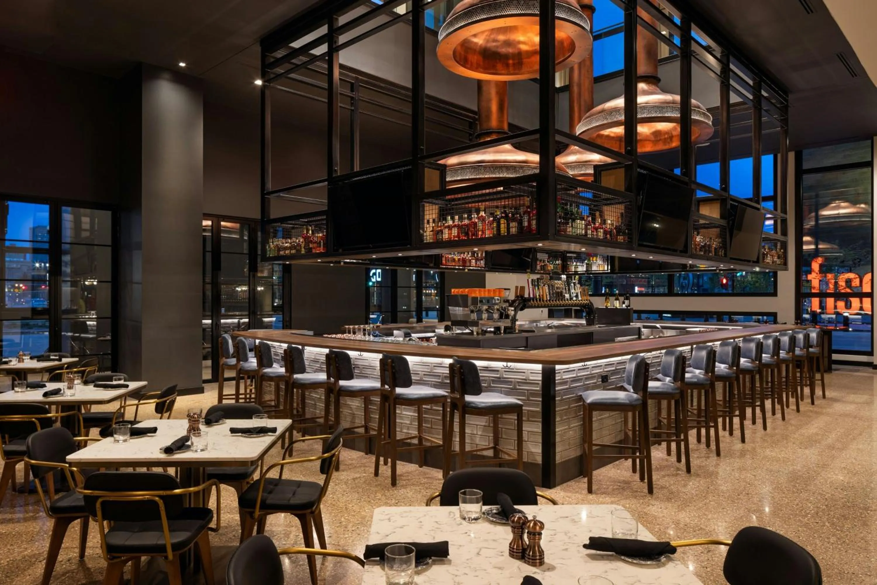 Restaurant/places to eat in The Trade, Autograph Collection