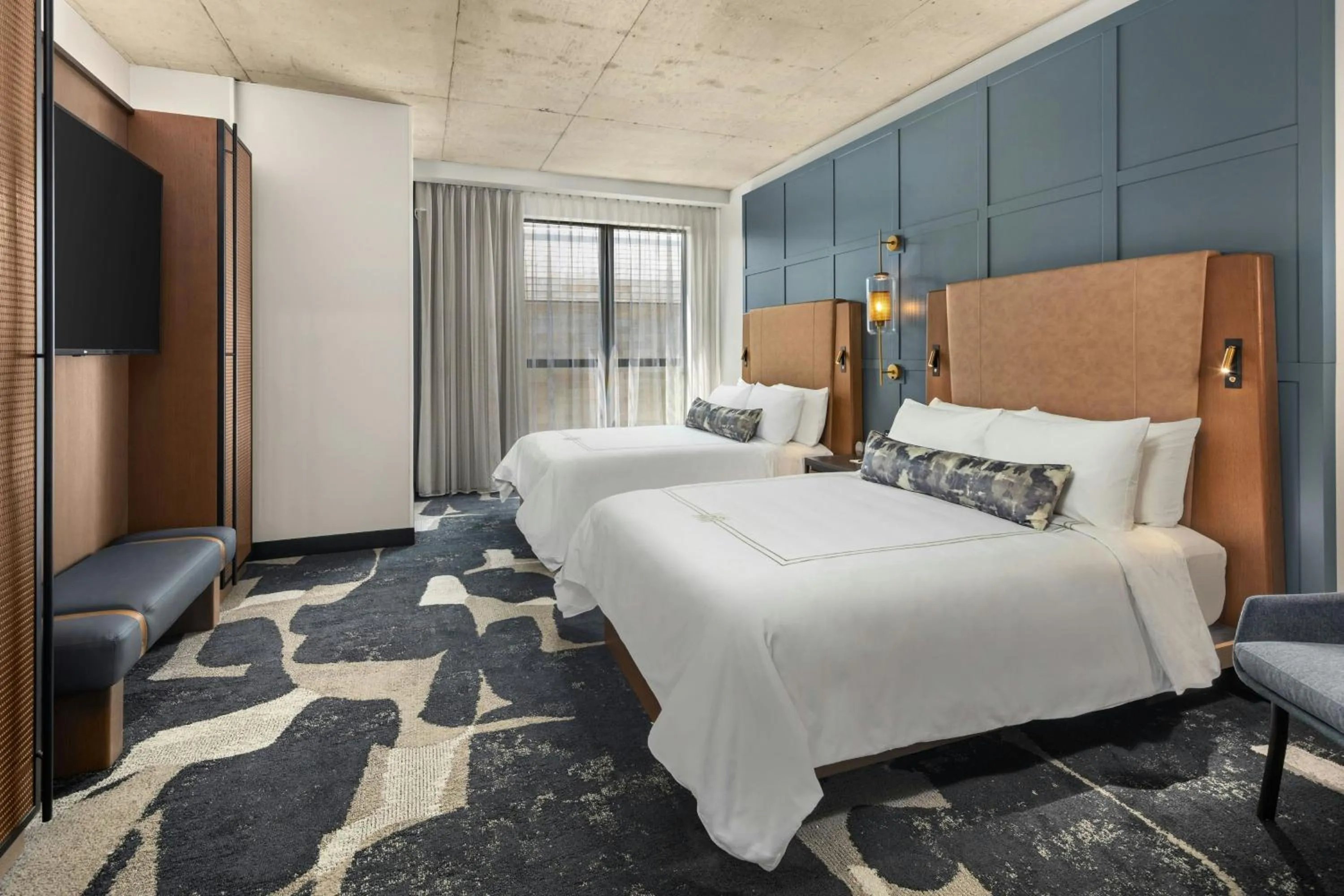 Photo of the whole room, Bed in The Trade, Autograph Collection