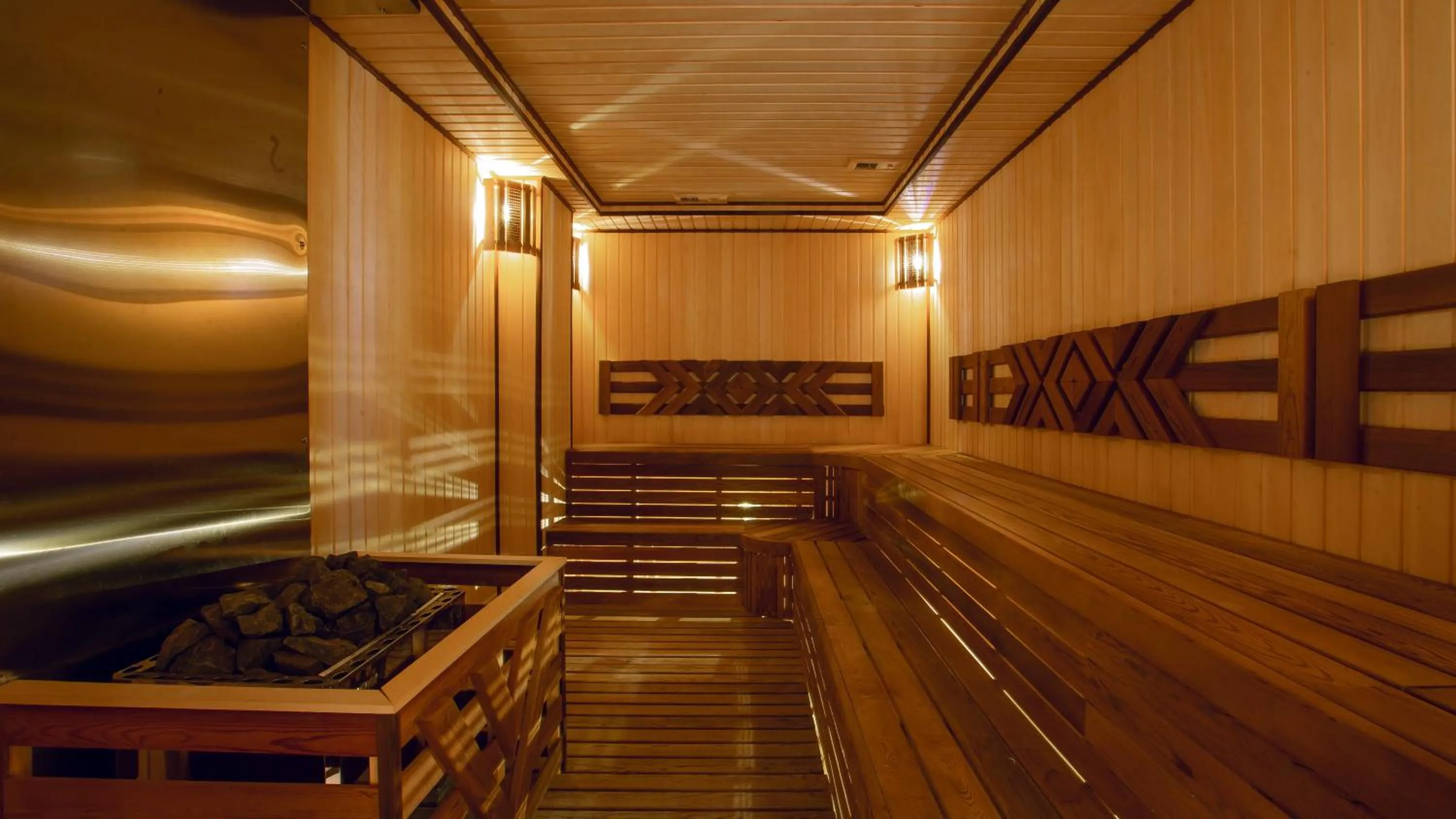 Sauna in Wyndham Garden Baku