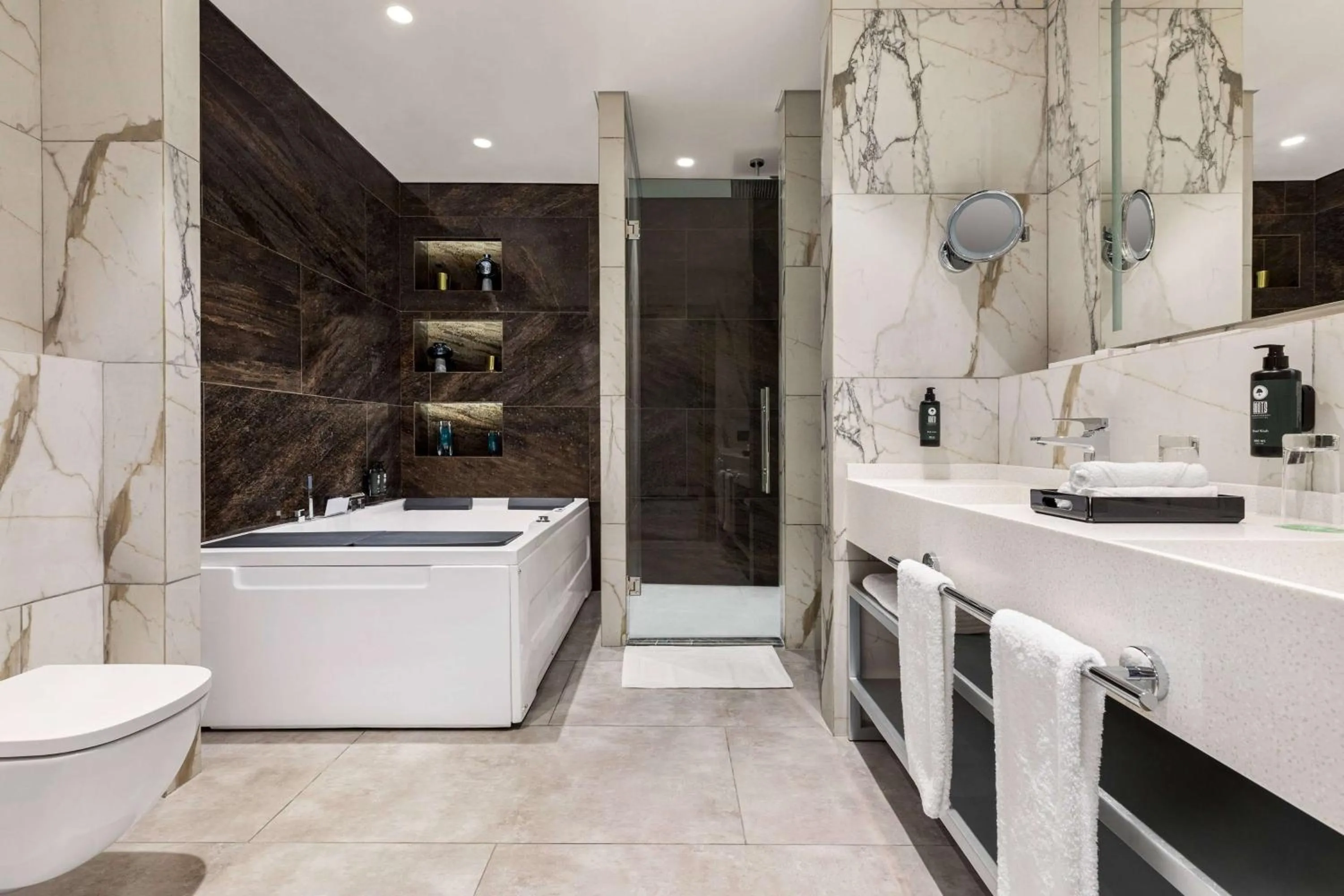 TV and multimedia in Wyndham Garden Baku