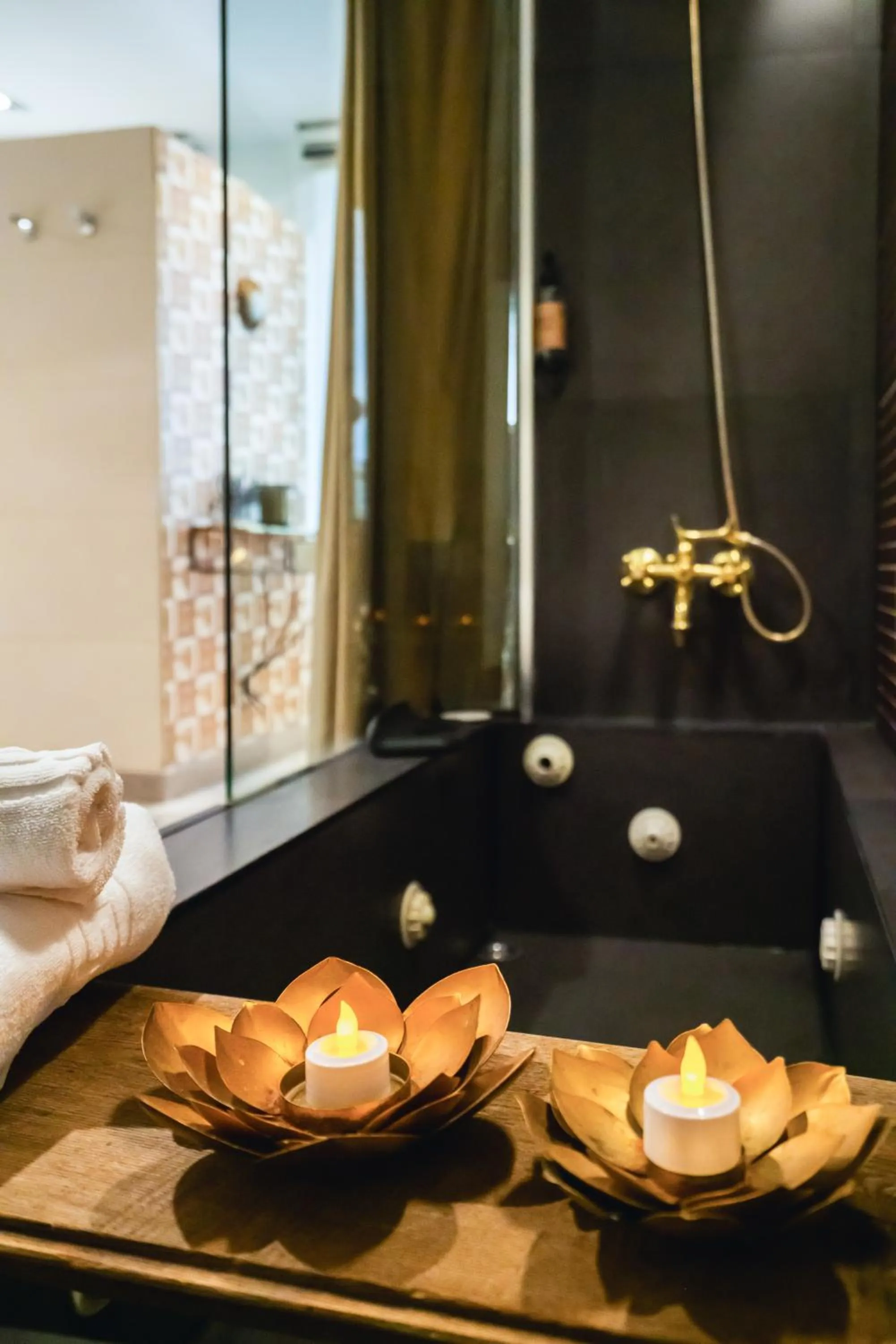 Bath in Abalú Collection Boutique Gran Via