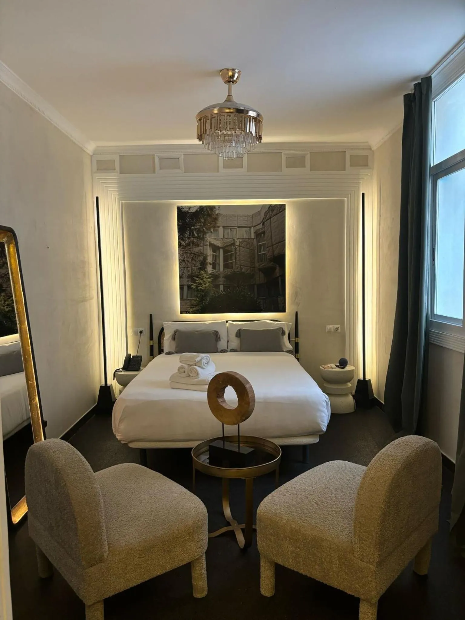 Living room, Bed in Abalú Collection Boutique Gran Via