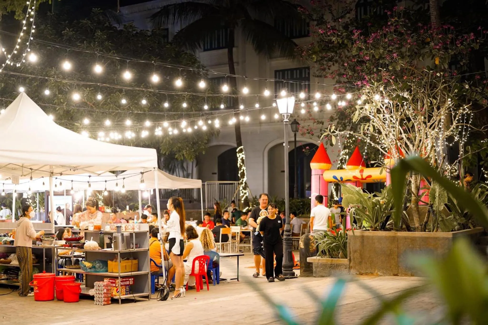 Dining area in Kalia Hotel