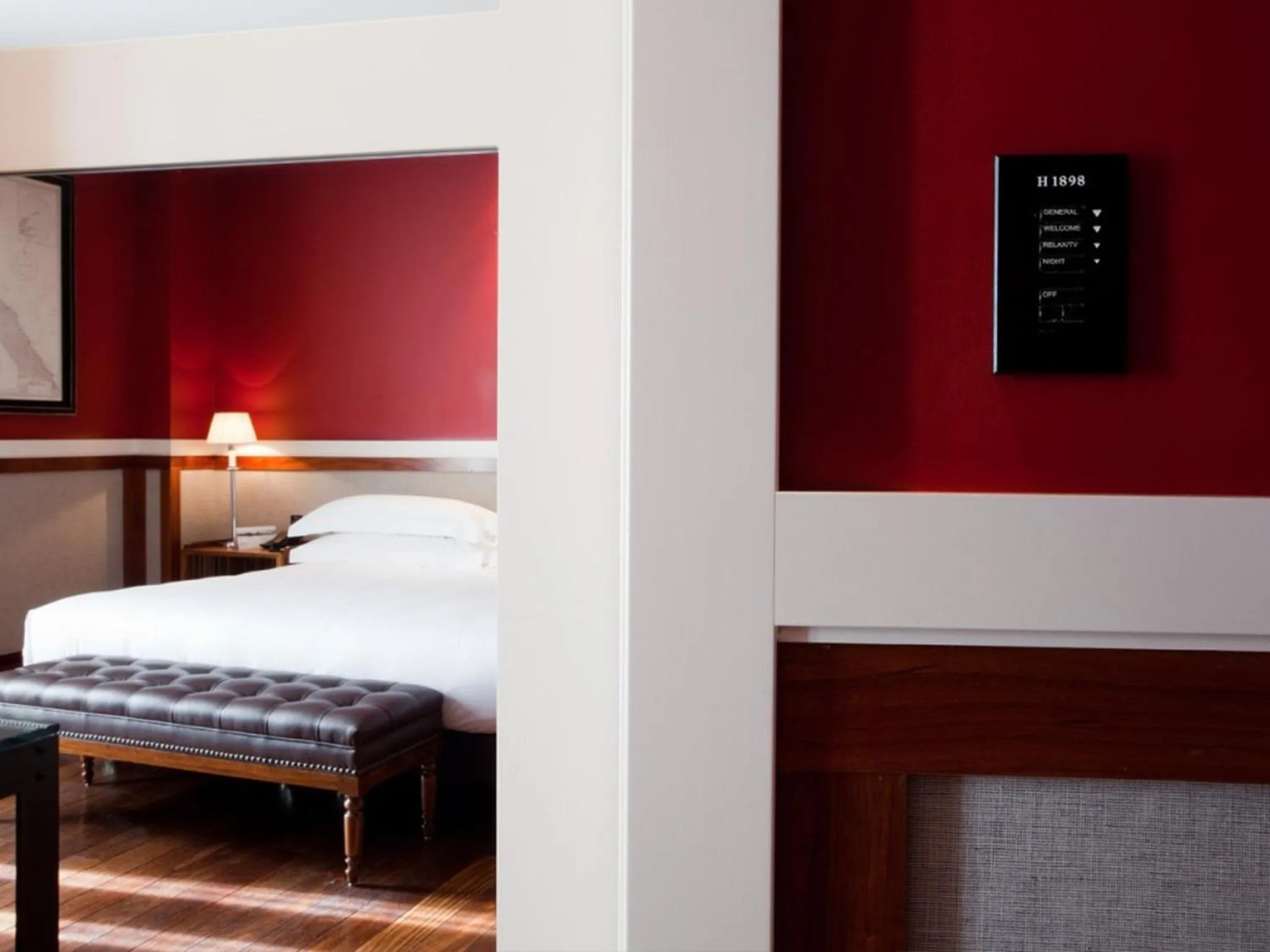 Bedroom, Bed in Hotel 1898