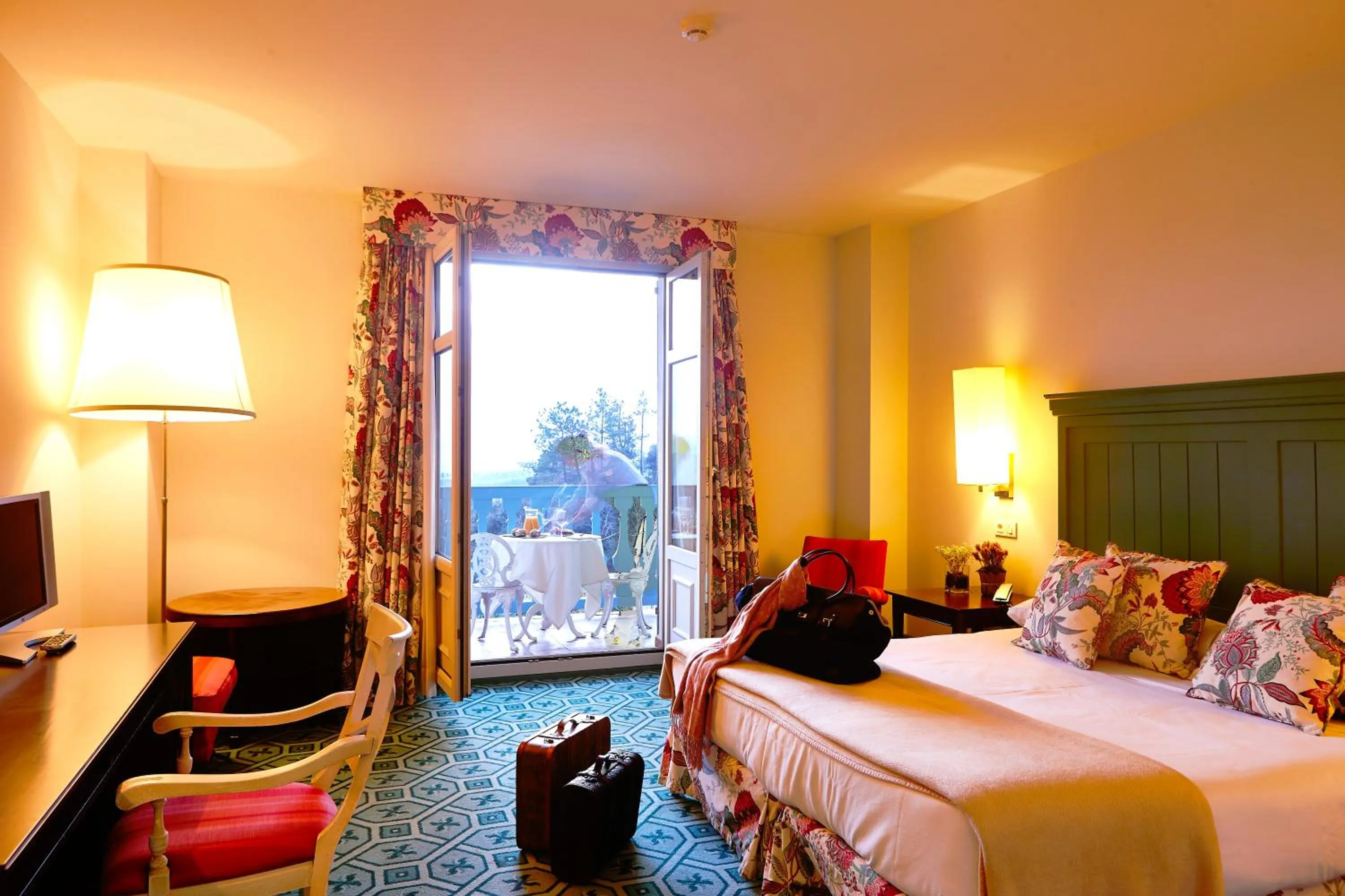 Photo of the whole room, Bed in Hotel Palacio Urgoiti