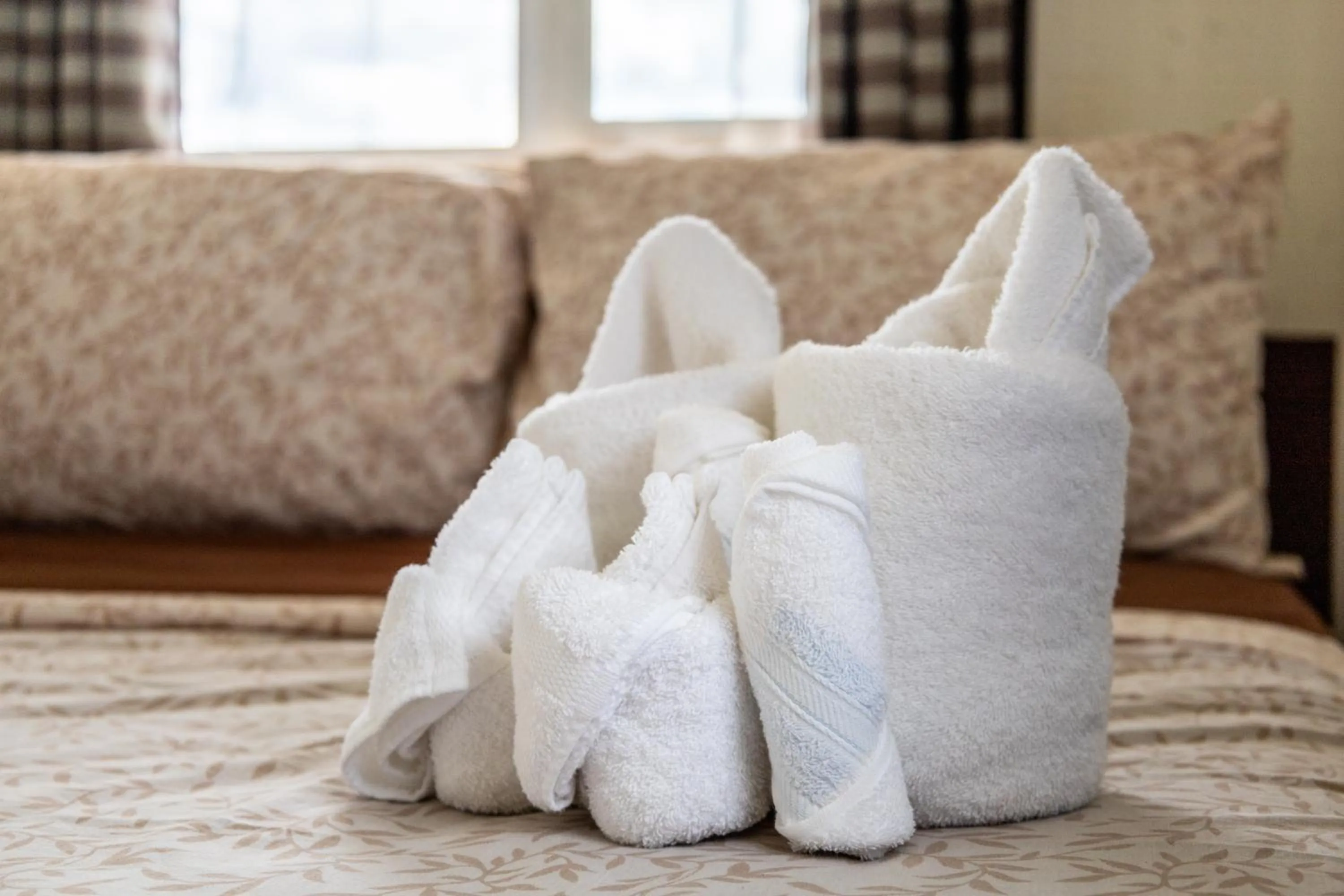 Bed in Spacious Penthouse Near NAIA with 24-7 Convenience