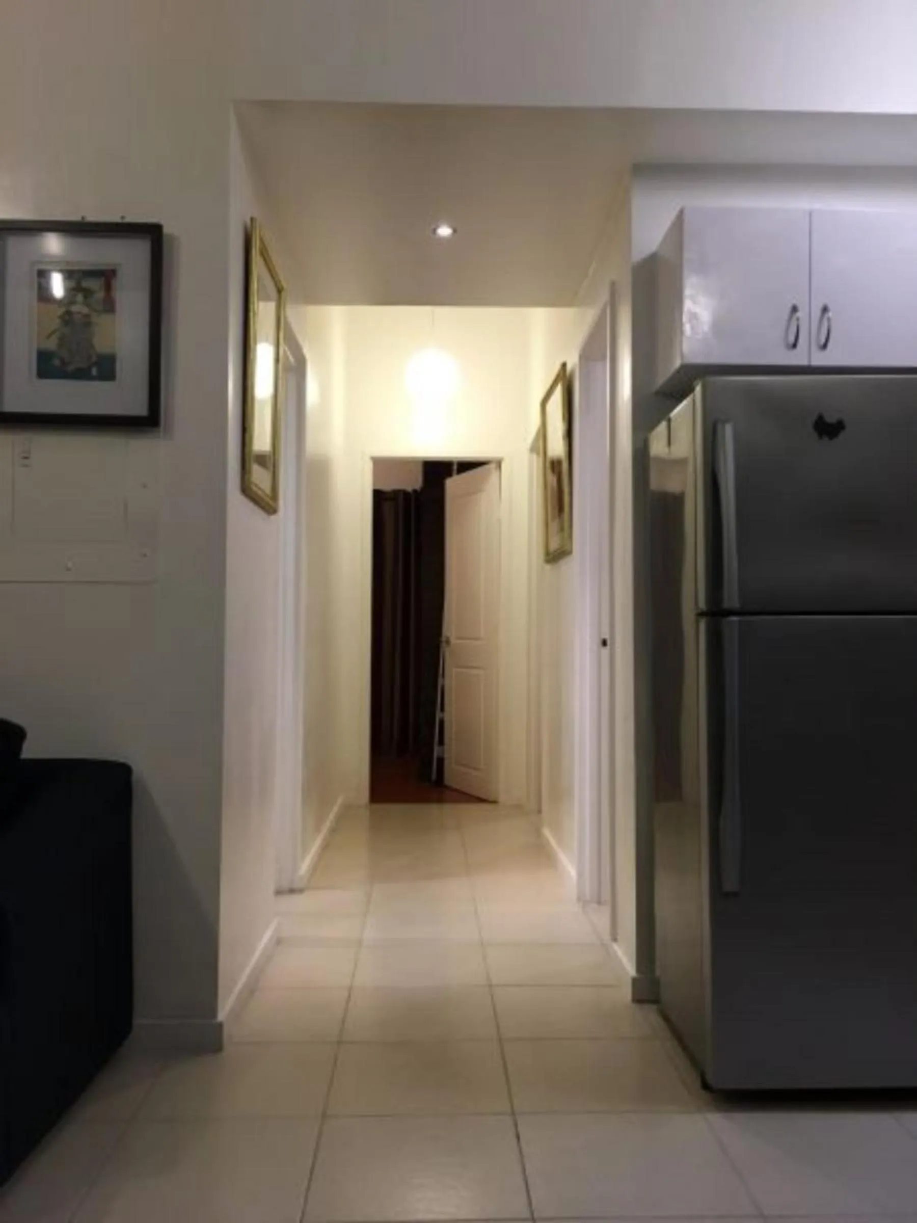 Kitchen or kitchenette in Spacious Penthouse Near NAIA with 24-7 Convenience