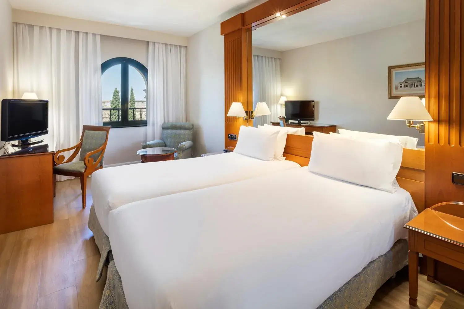 Double or Twin Room with City View in Exe Sevilla Macarena Double or Twin Room with City View in Exe Sevilla Macarena