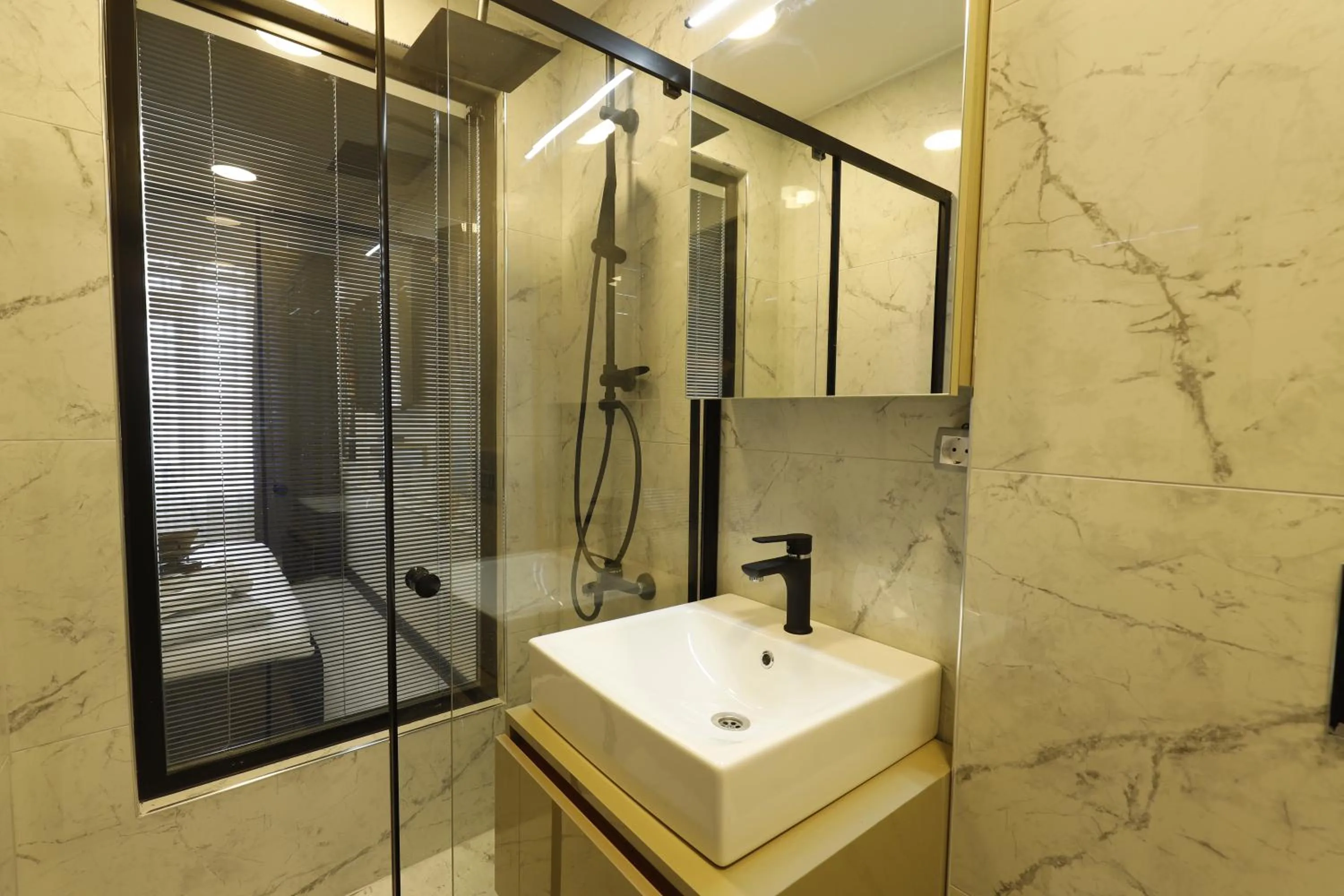 Shower in Ravello Suites Taksim