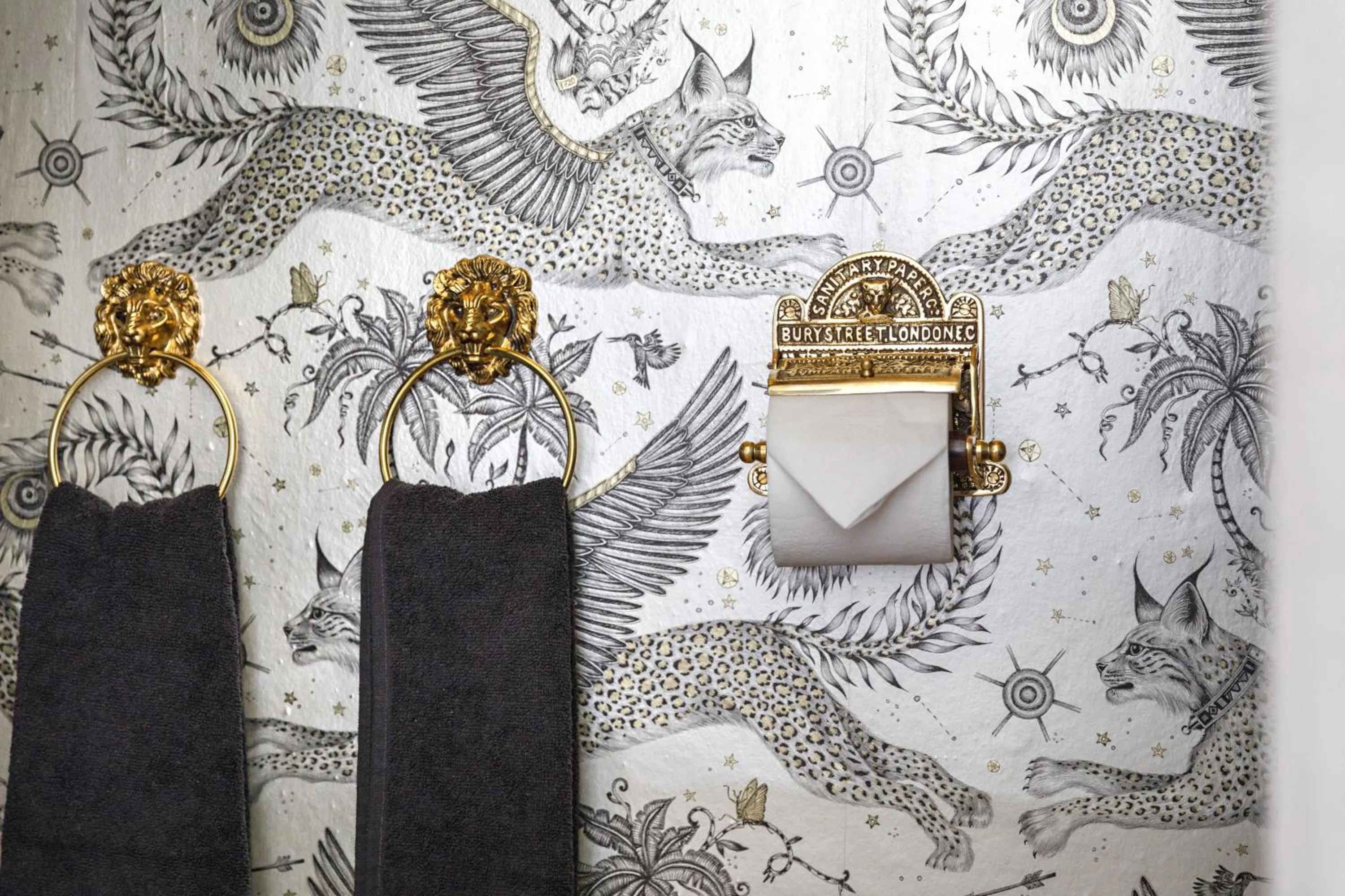 Bathroom in Georgina