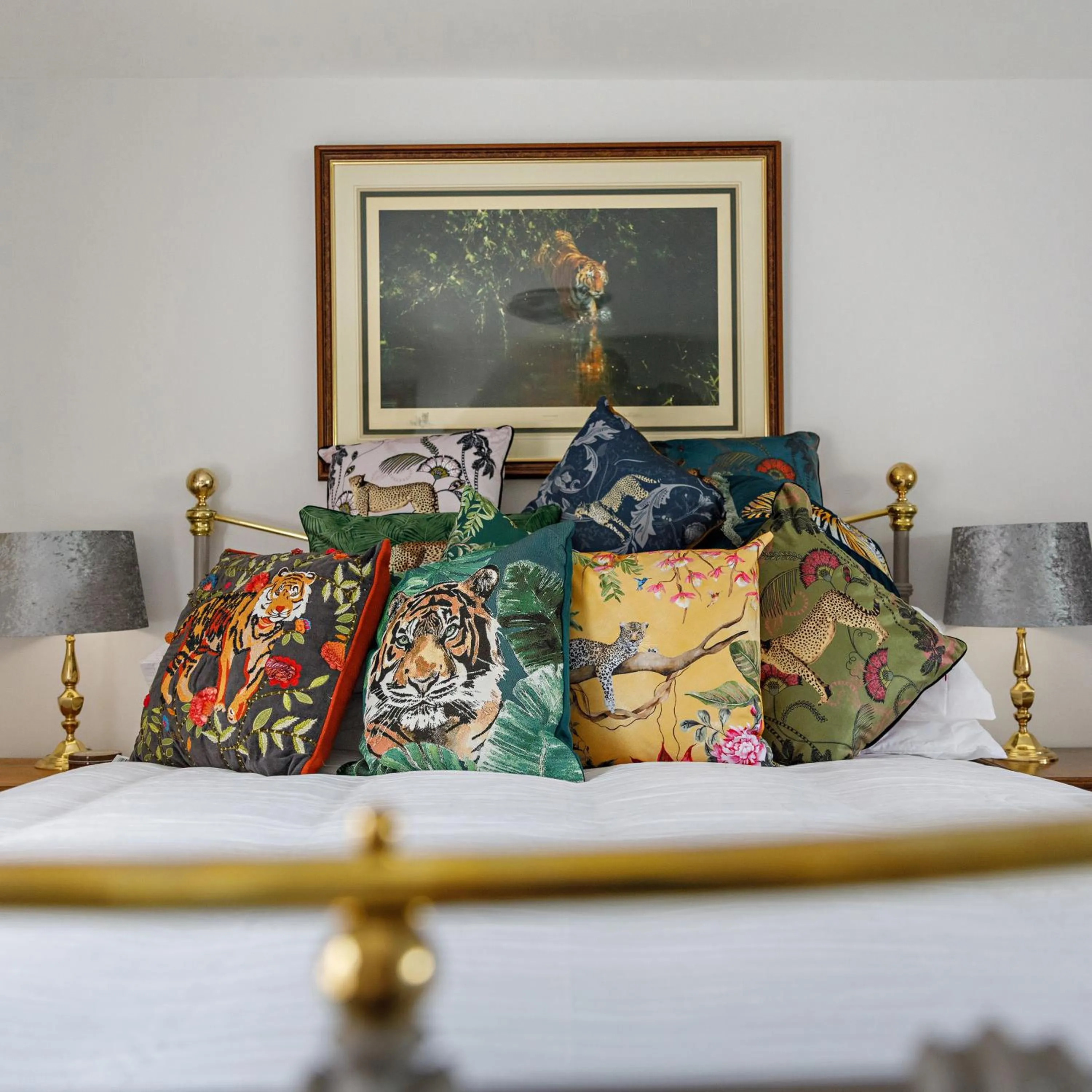 Bedroom, Bed in Georgina