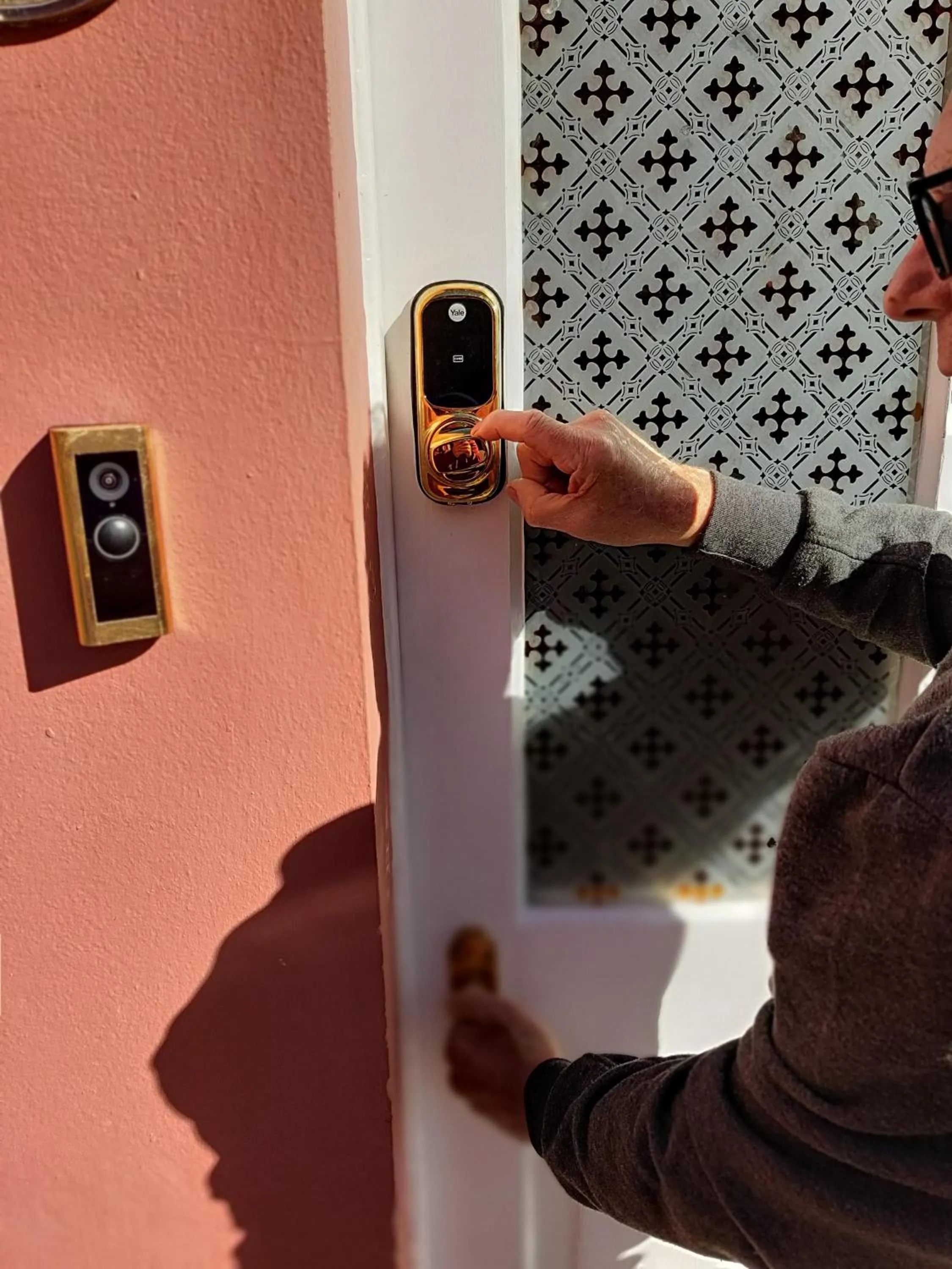 Facade/entrance in Georgina