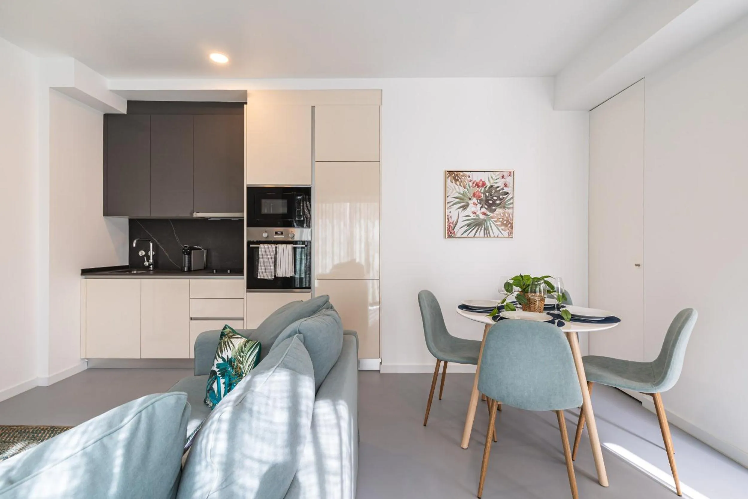 Kitchen or kitchenette in Succeed Campo Pequeno Apartments