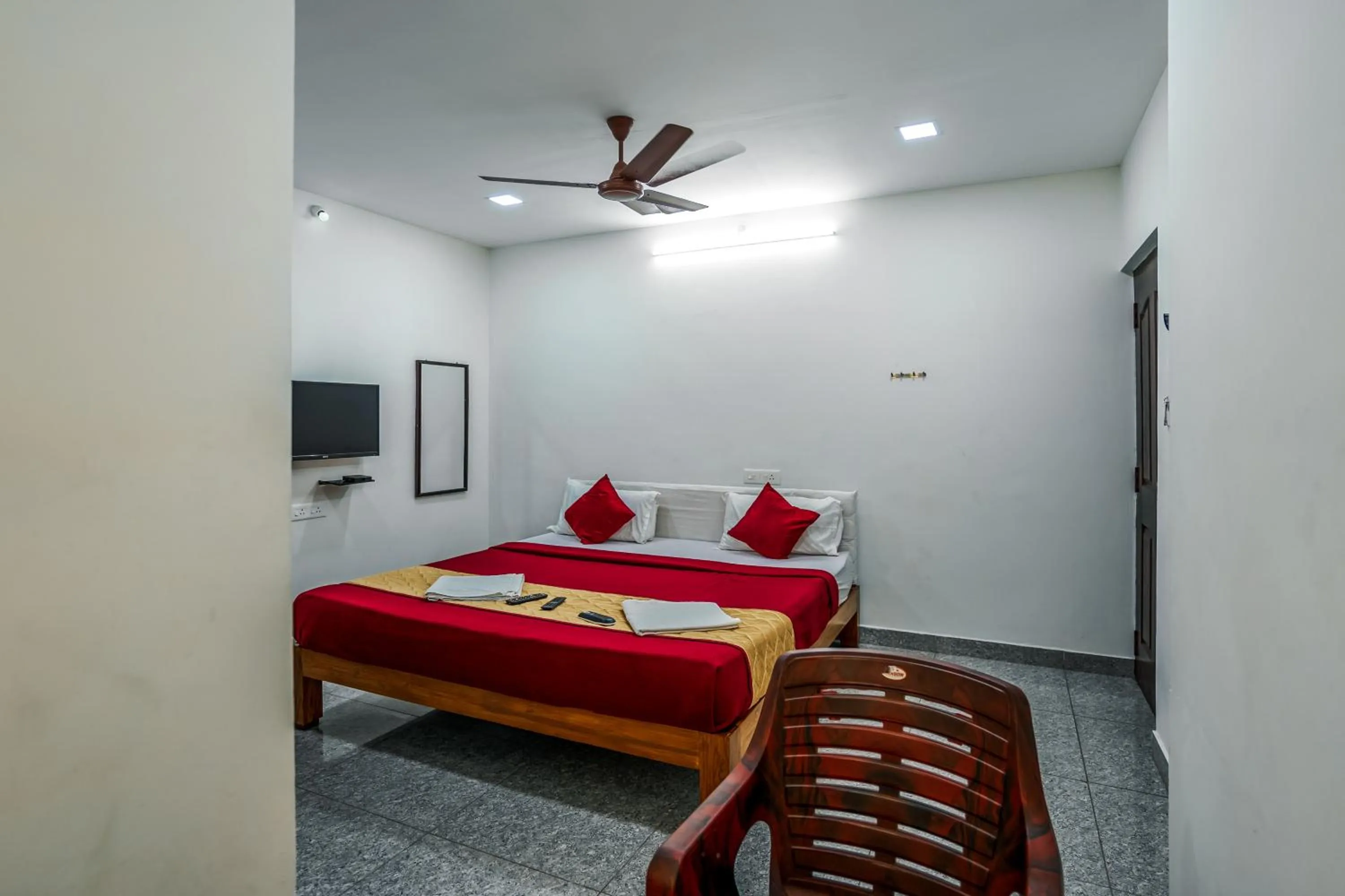 Bed in French Park Inn