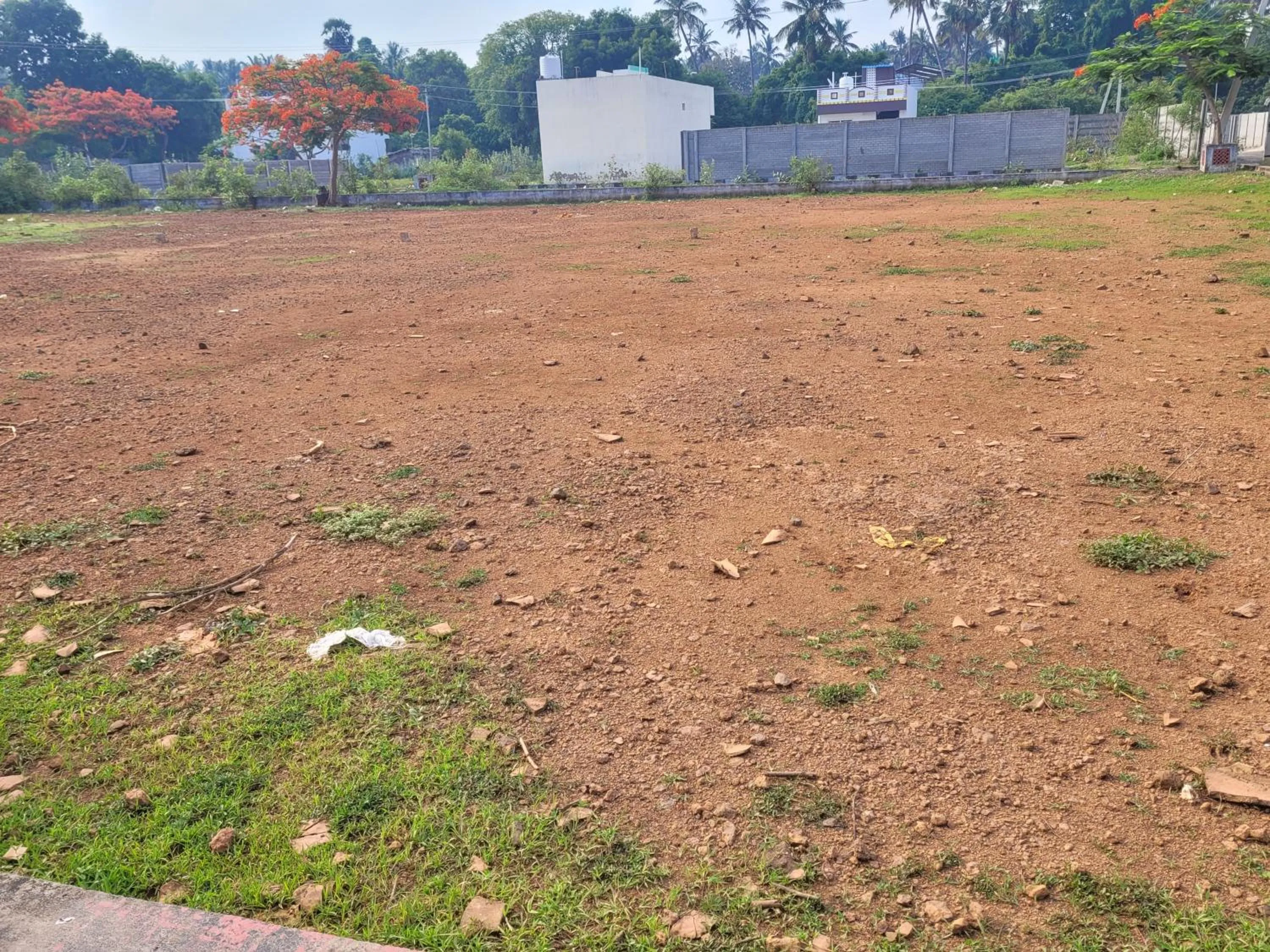 Parking in French Park Inn