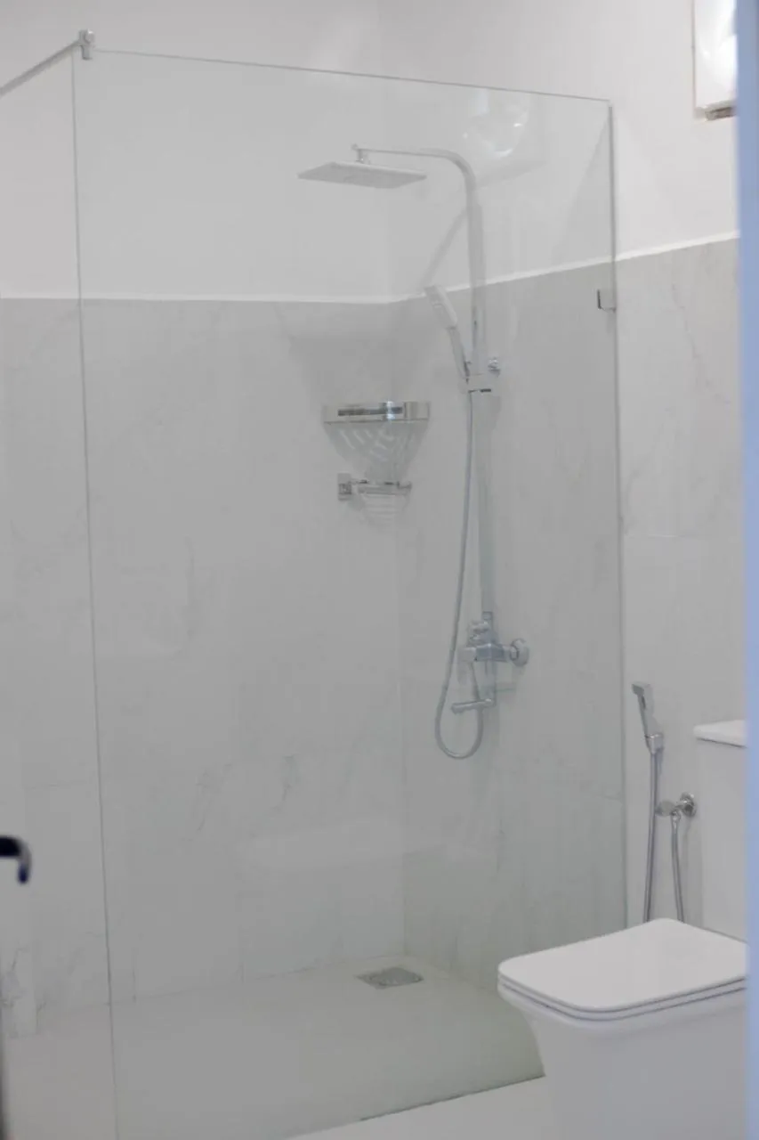 Shower in CRYSTAL RIVERSTON DECK