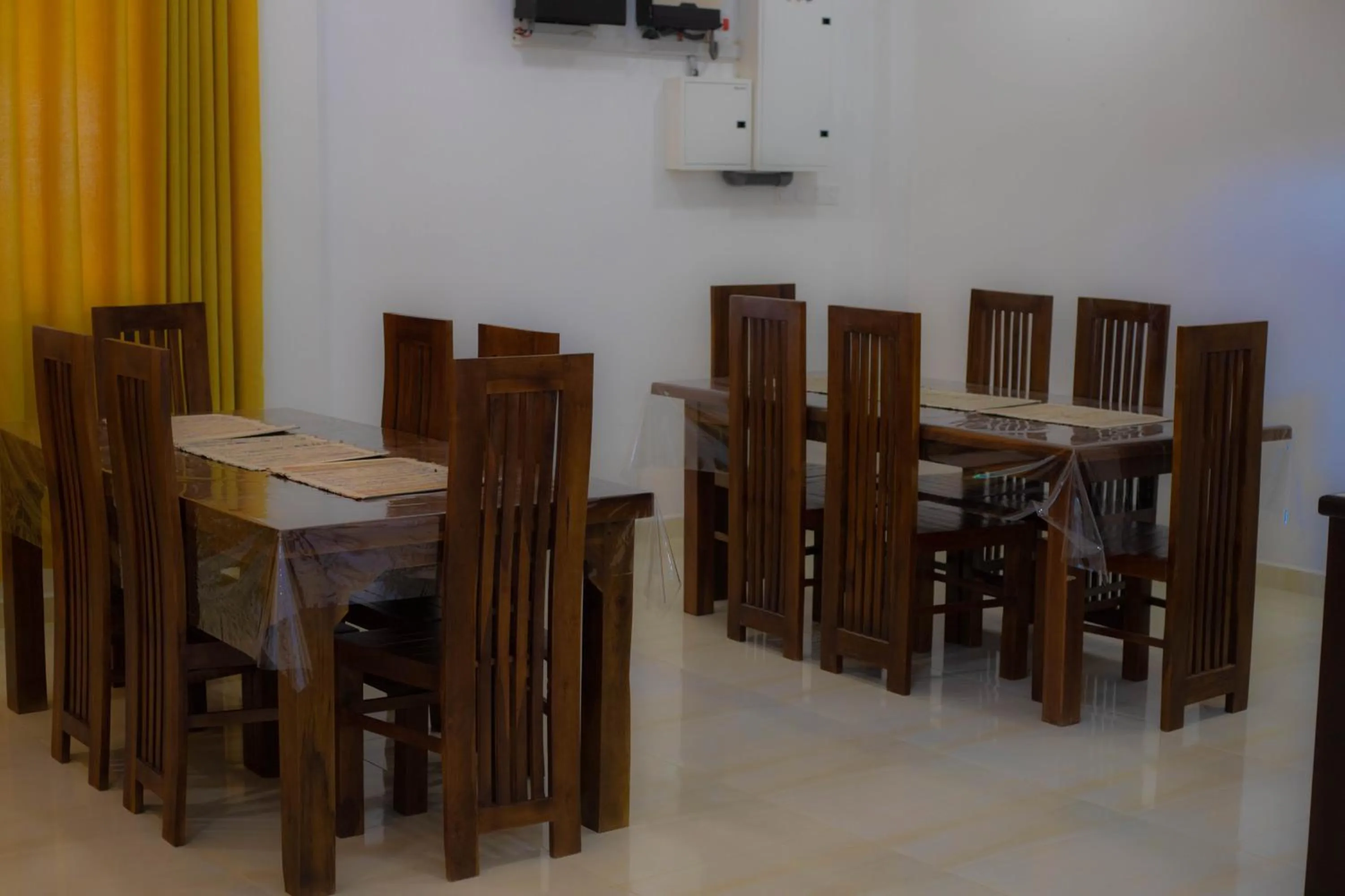 Restaurant/places to eat in CRYSTAL RIVERSTON DECK