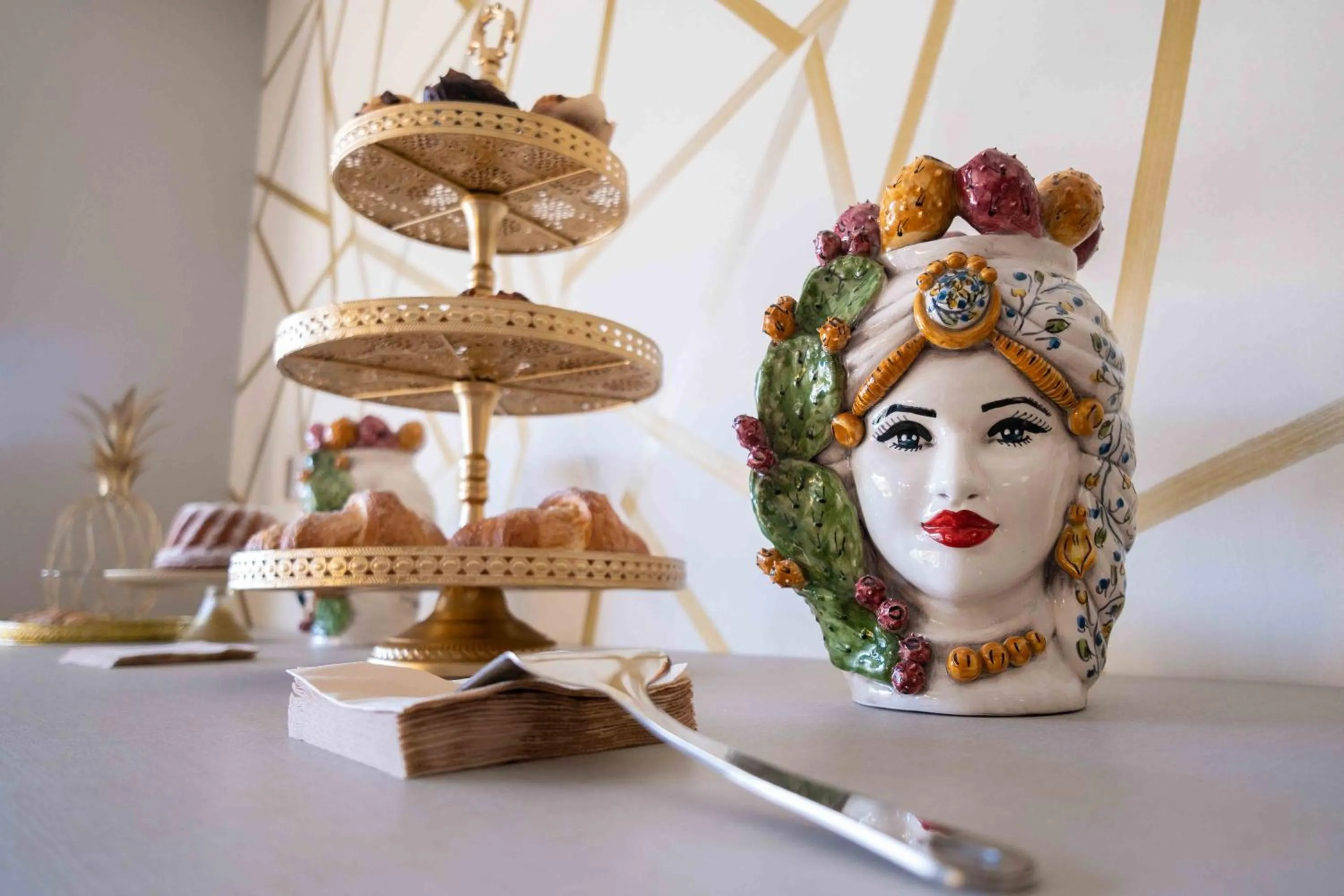 Decorative detail in Divina Charme