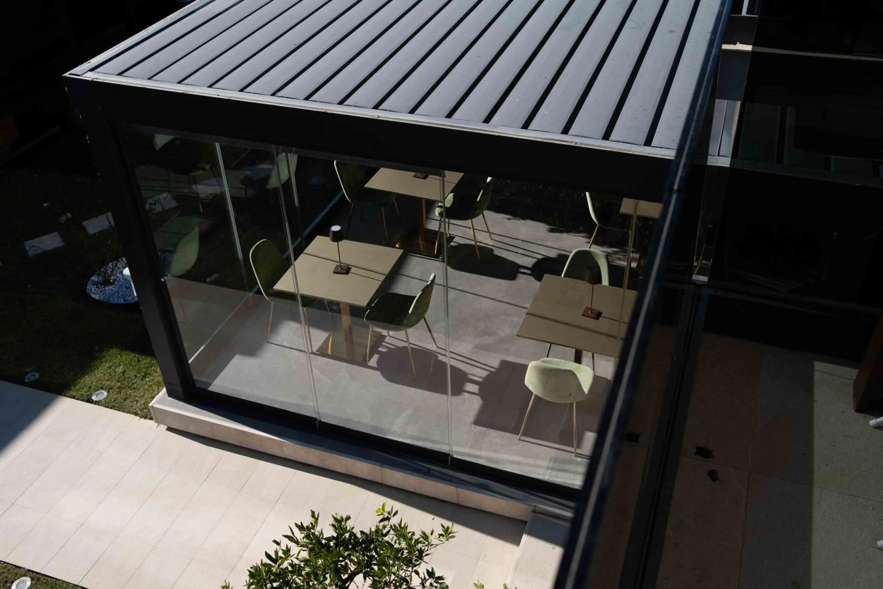 Dining area in Divina Charme