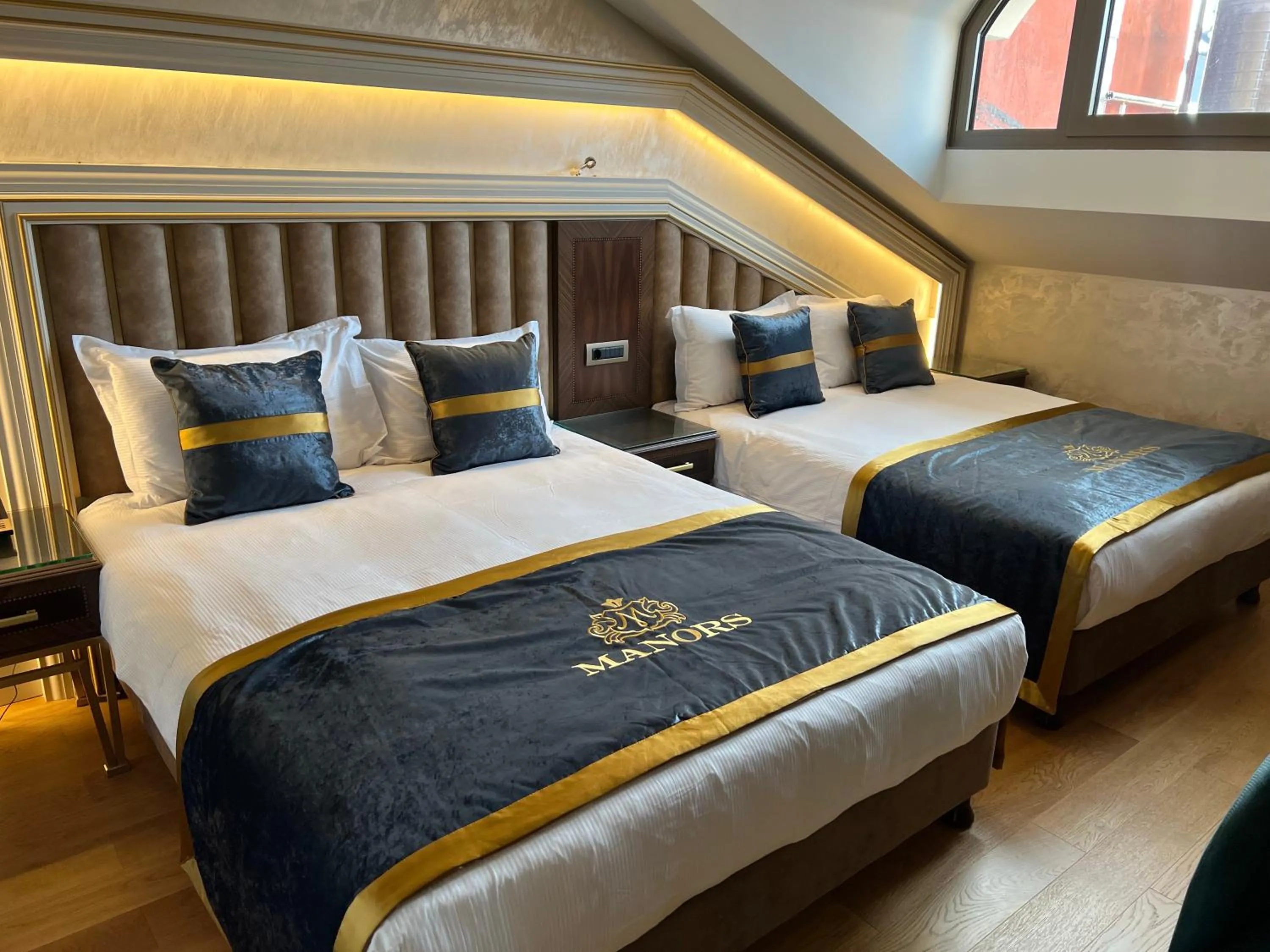 Photo of the whole room, Bed in MANORS HOTEL